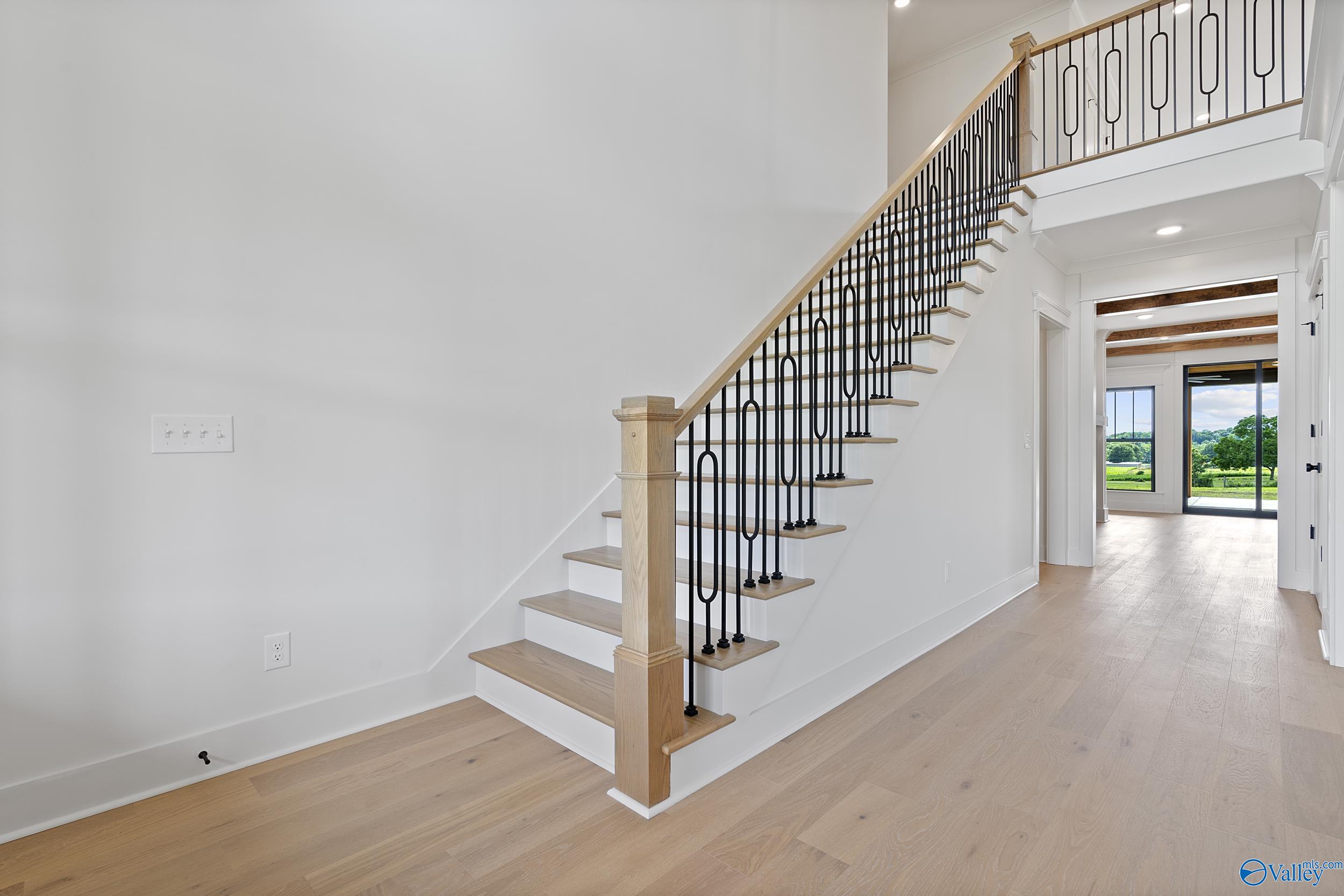 112 Sydney School Way