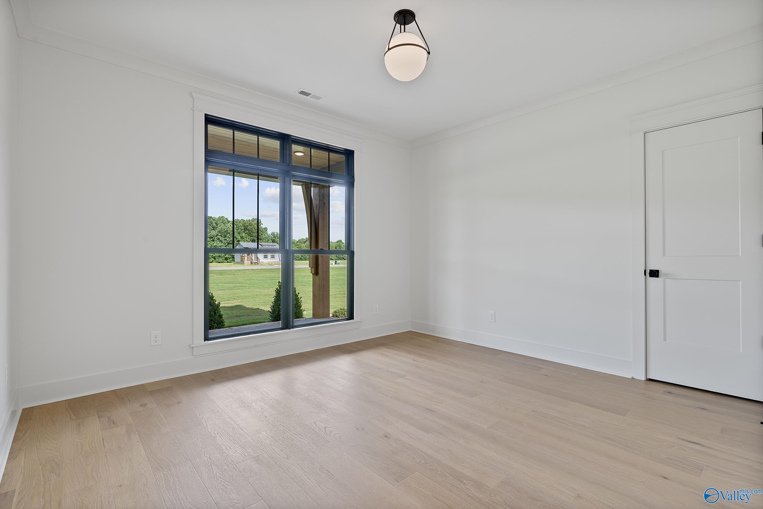 112 Sydney School Way