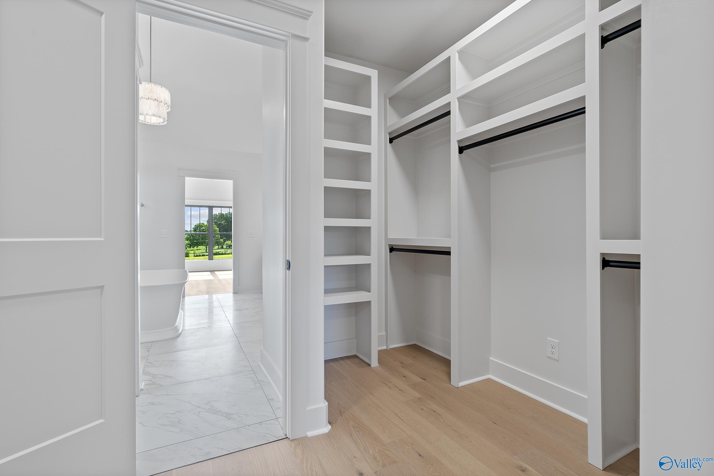 112 Sydney School Way