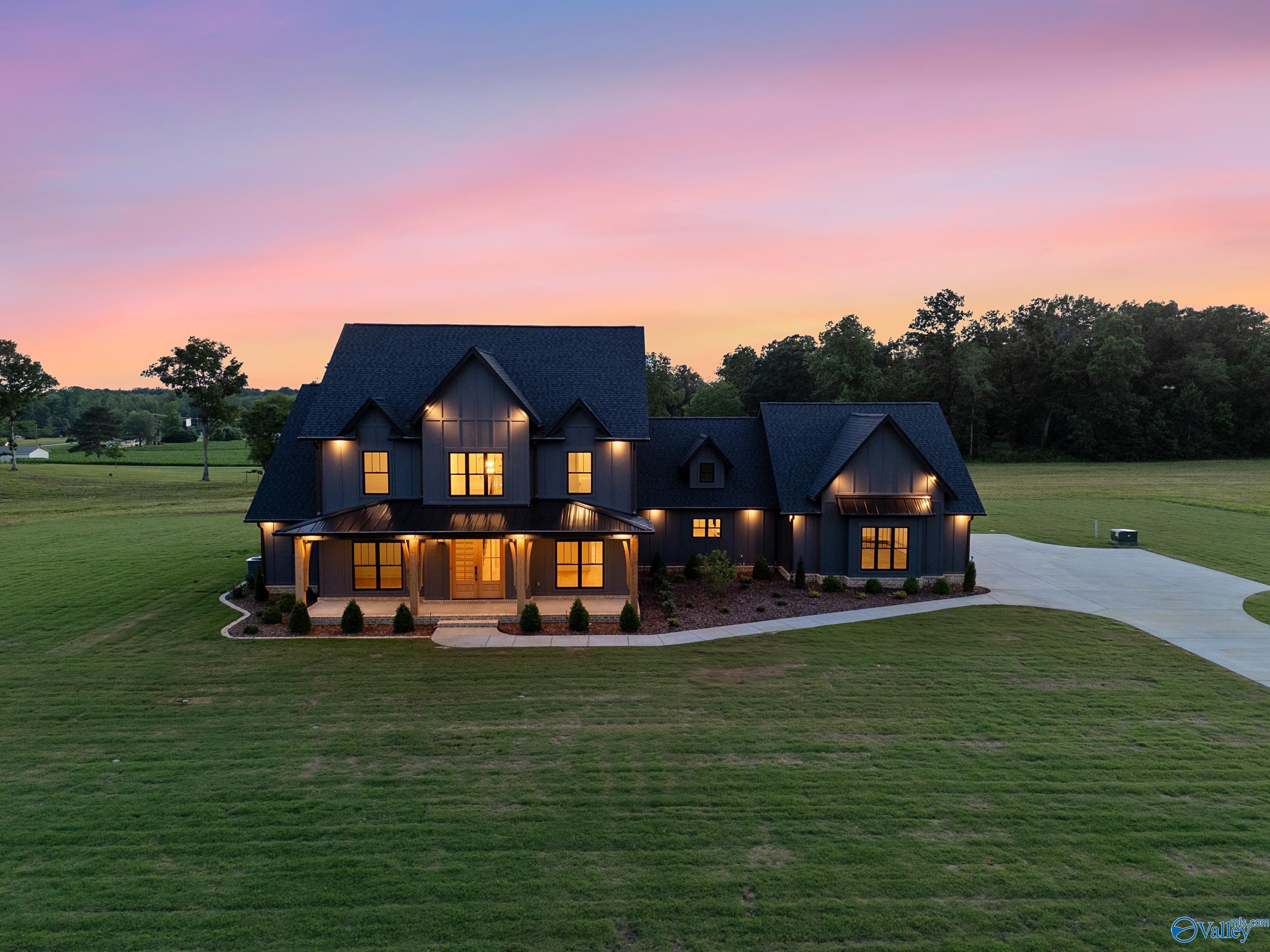 112 Sydney School Way