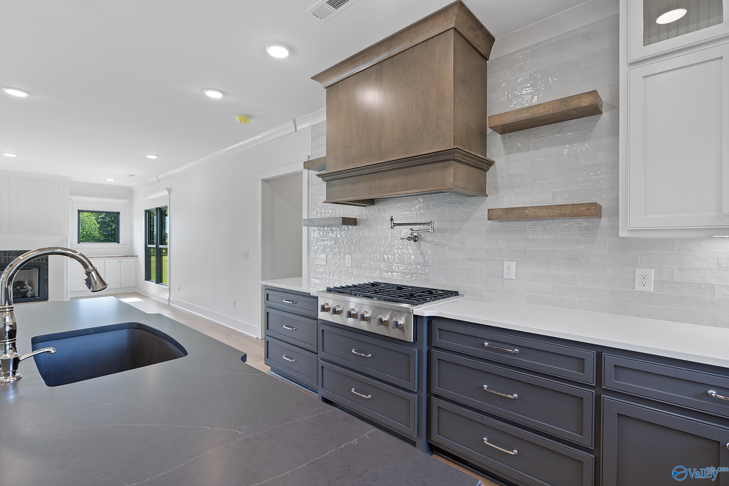 112 Sydney School Way