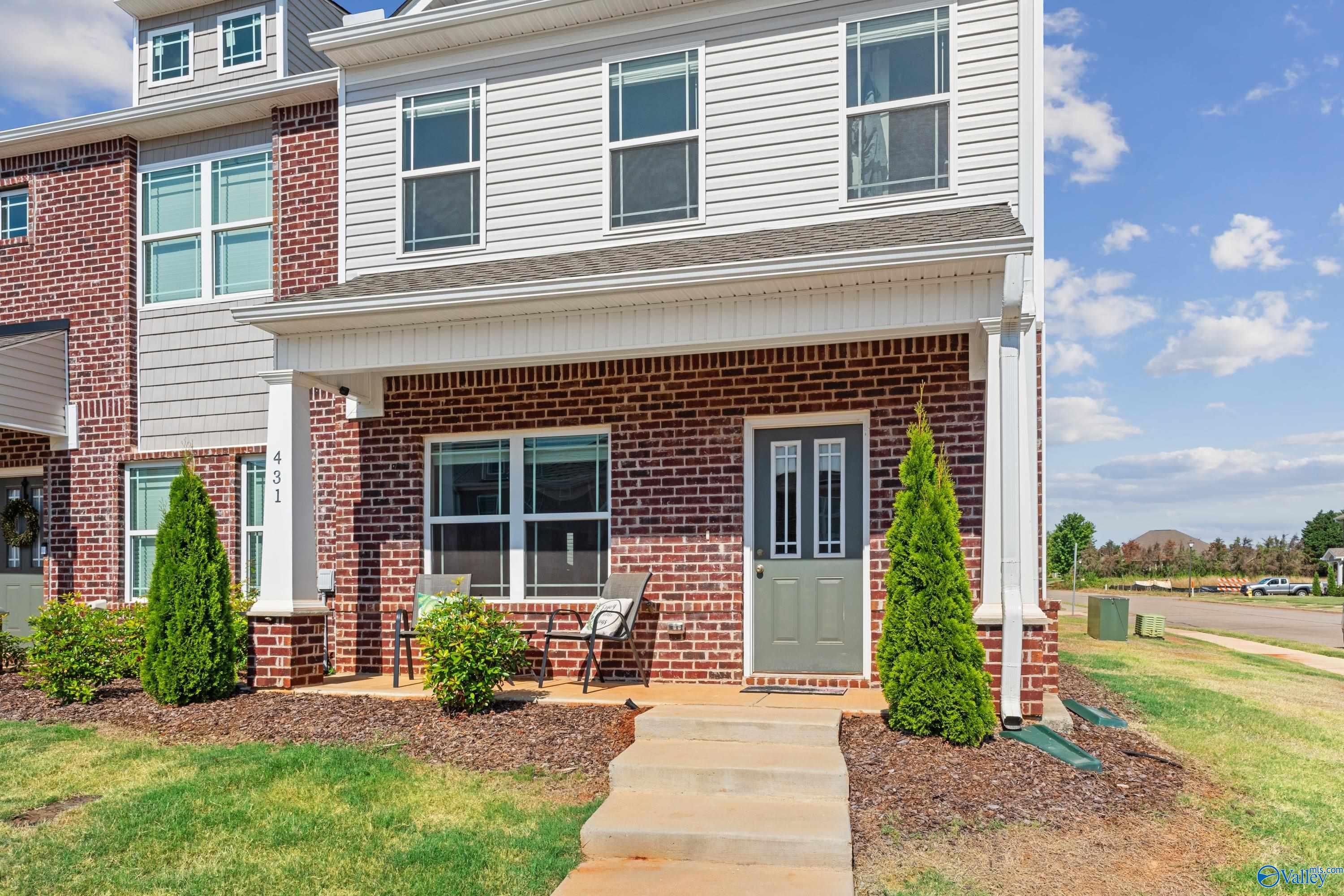 431 SW Falls Pointe