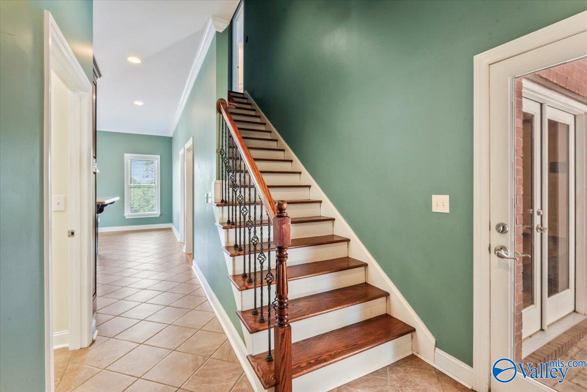 302 Lipscomb Circle