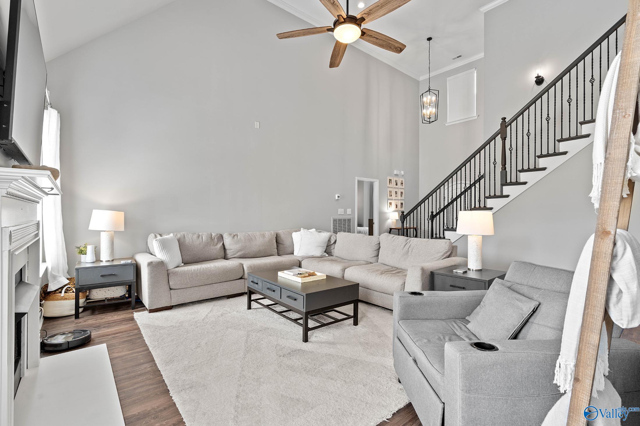 105 Misty River Lane SW