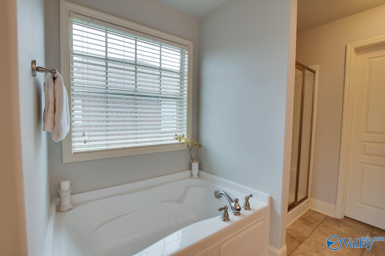 112 Somer Creek Lane