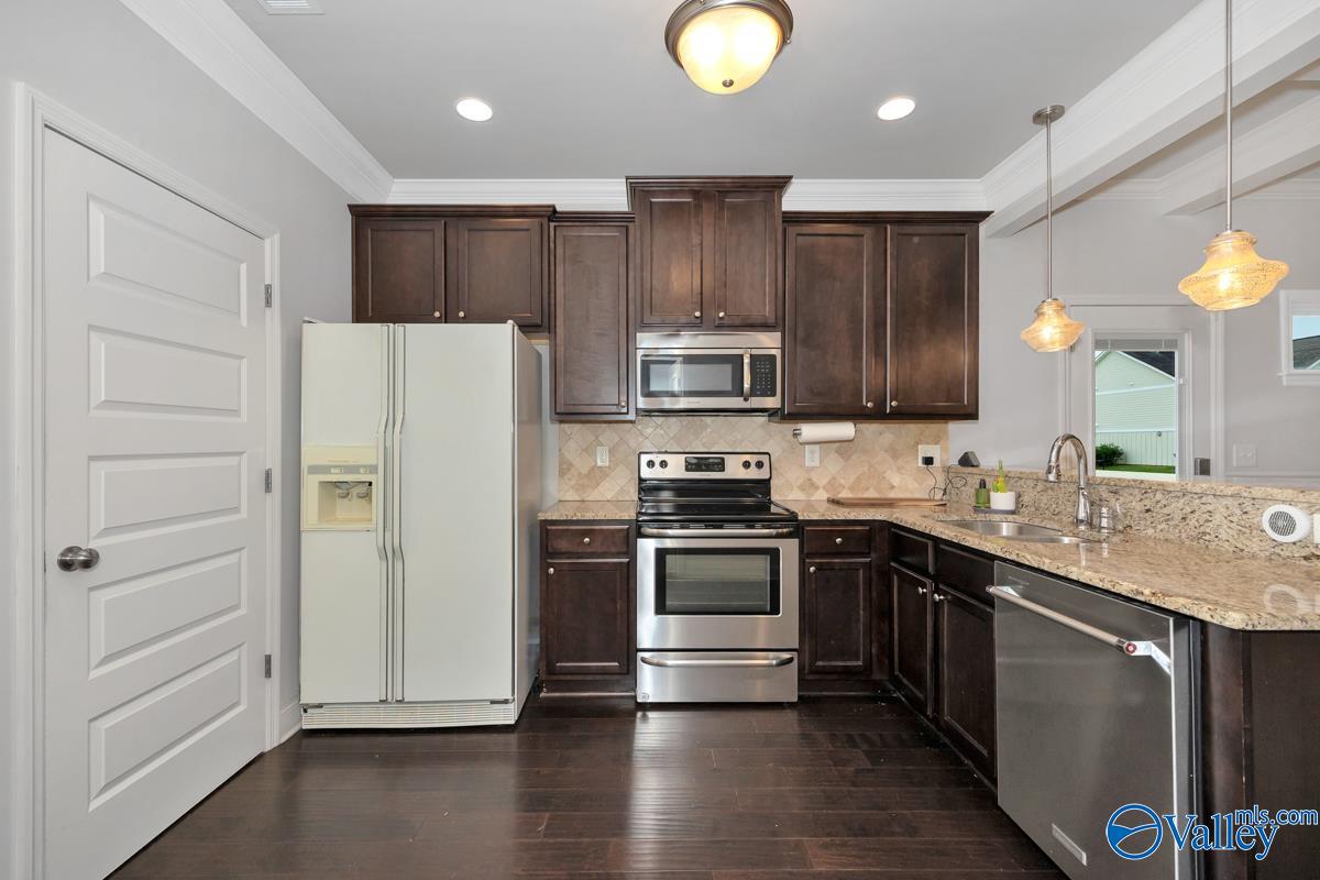 6002 Stonewater Court NW