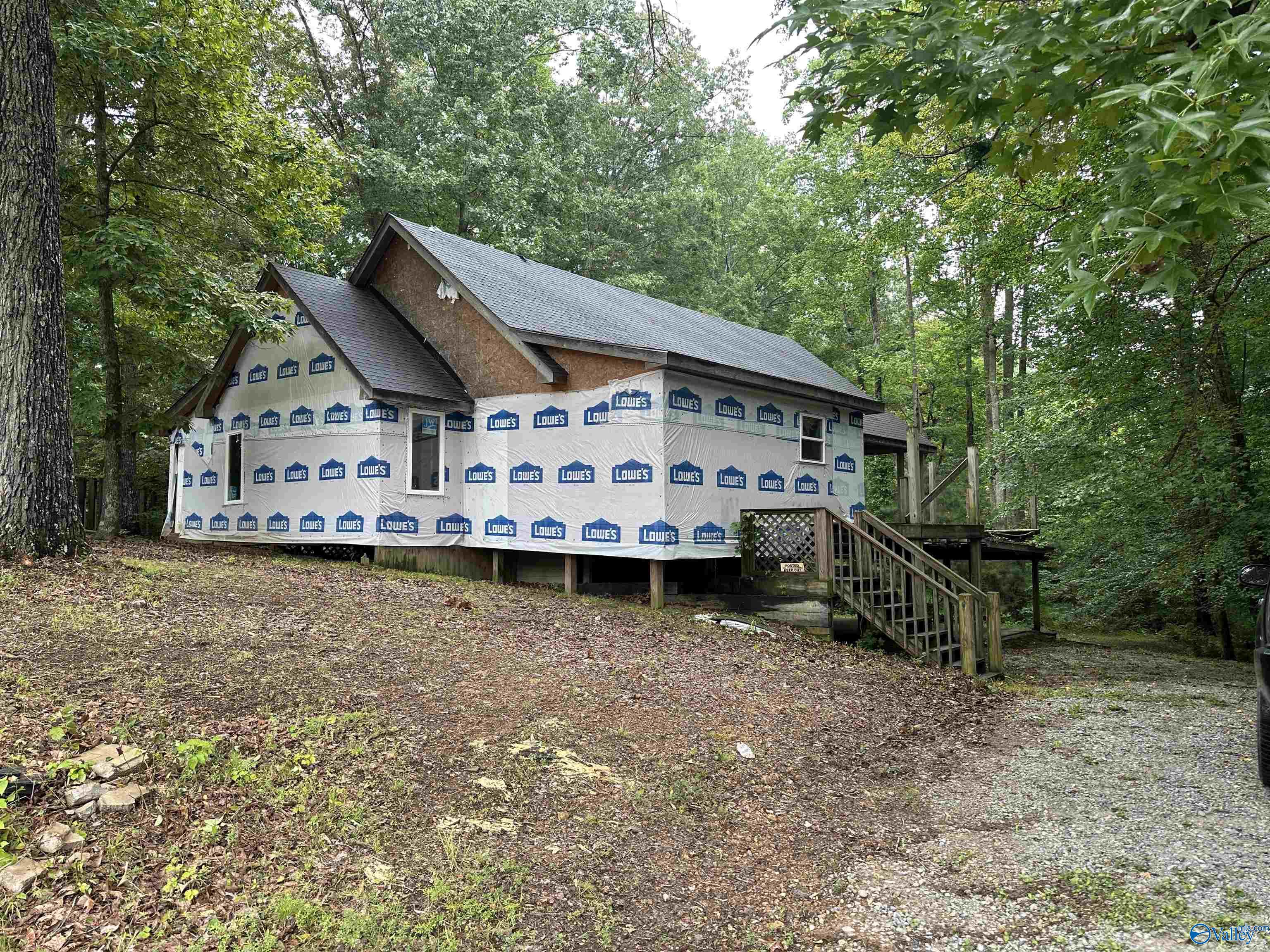 17450 Meadows Road