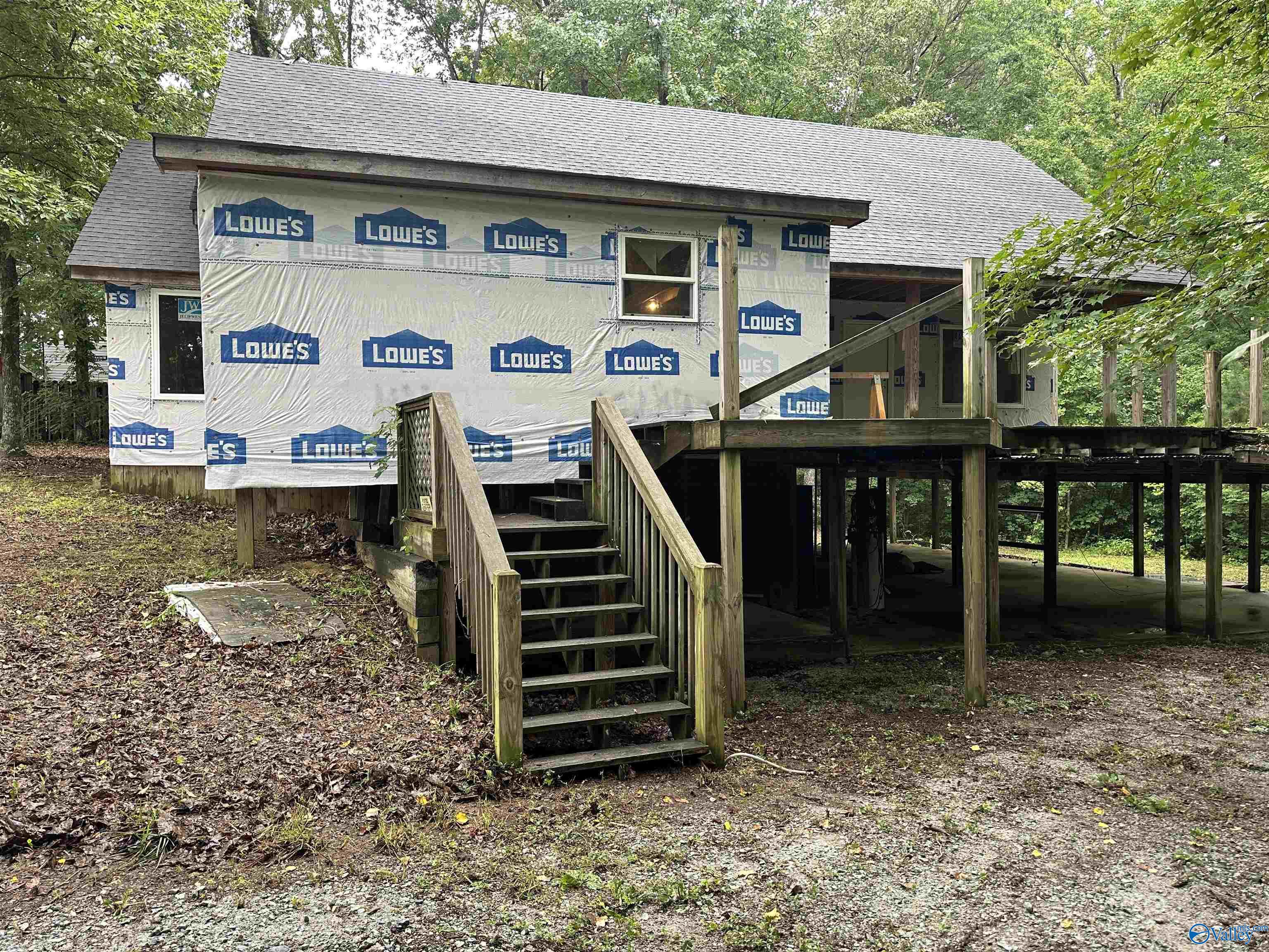 17450 Meadows Road