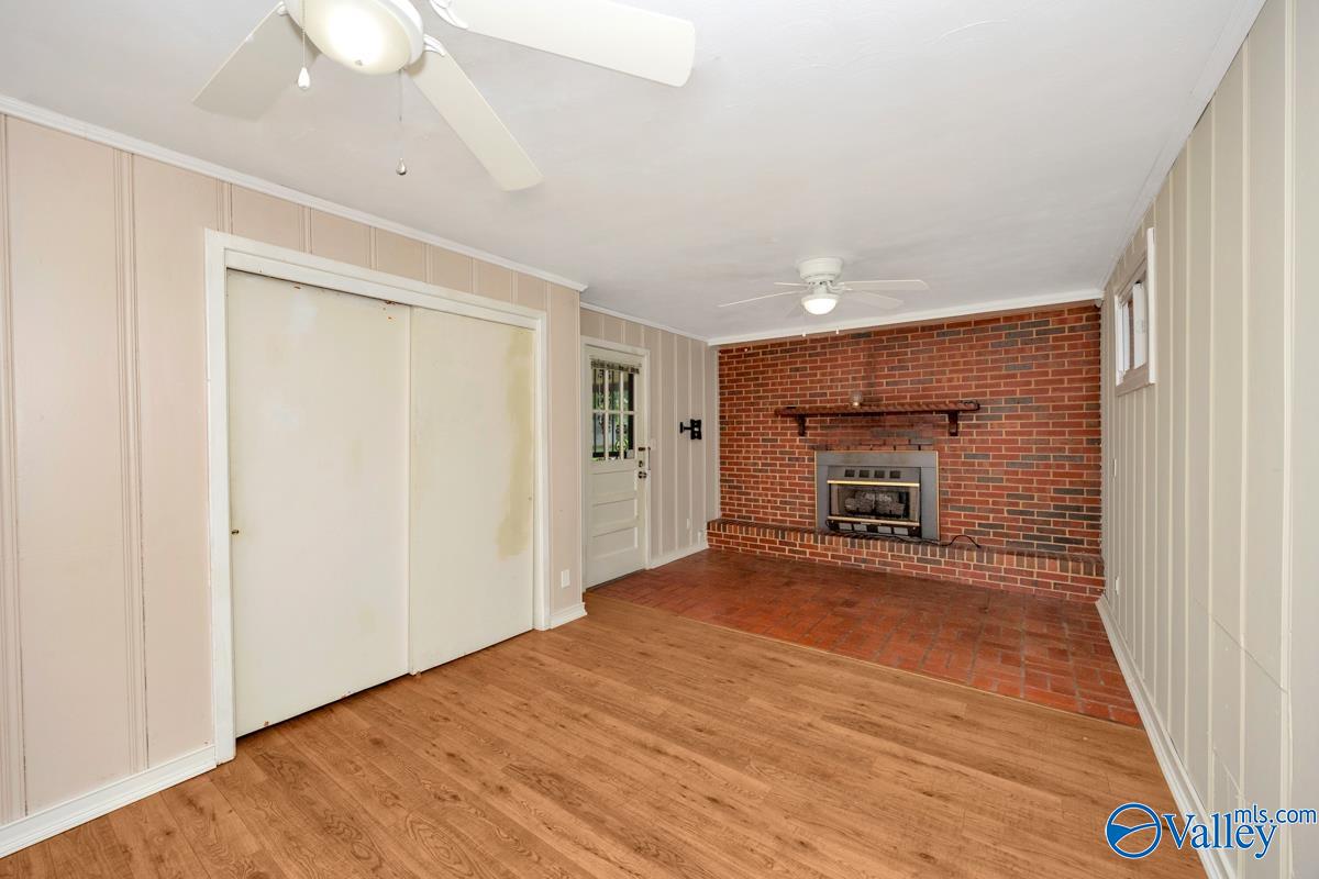 805 Eleanor Drive SW