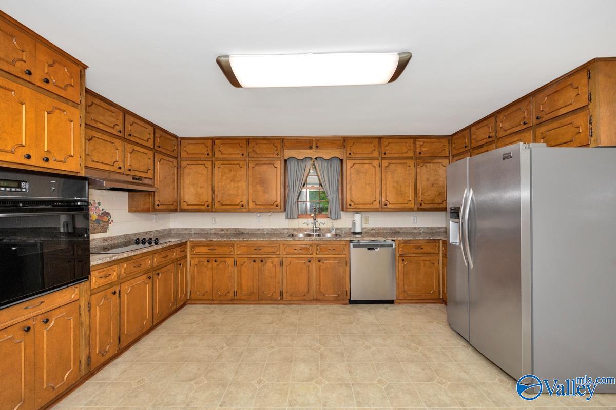 805 Eleanor Drive SW