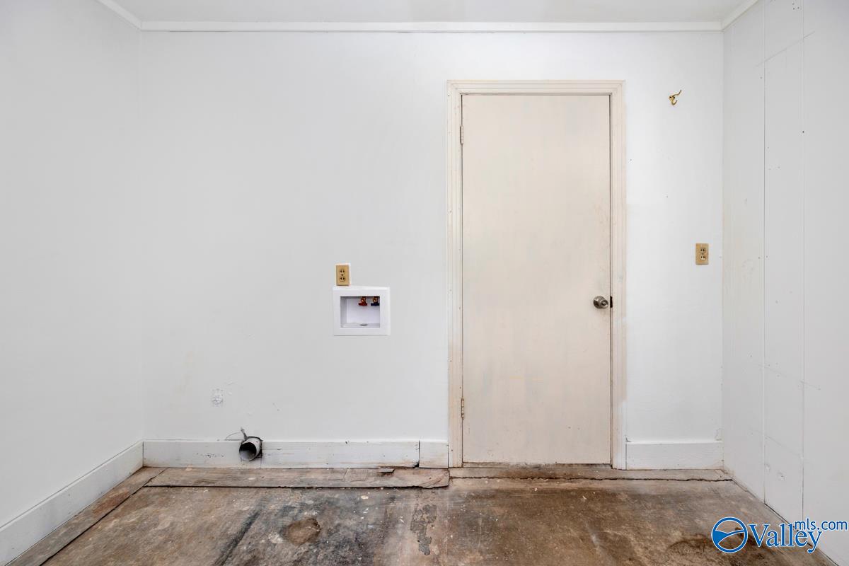 805 Eleanor Drive SW