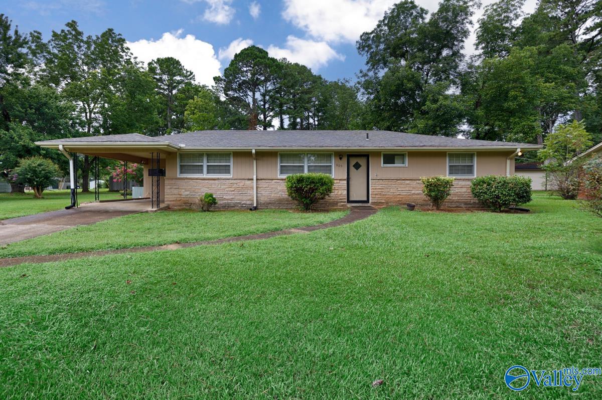 805 Eleanor Drive SW