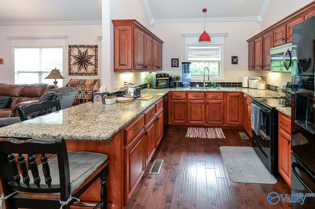 11200 Kelly Road