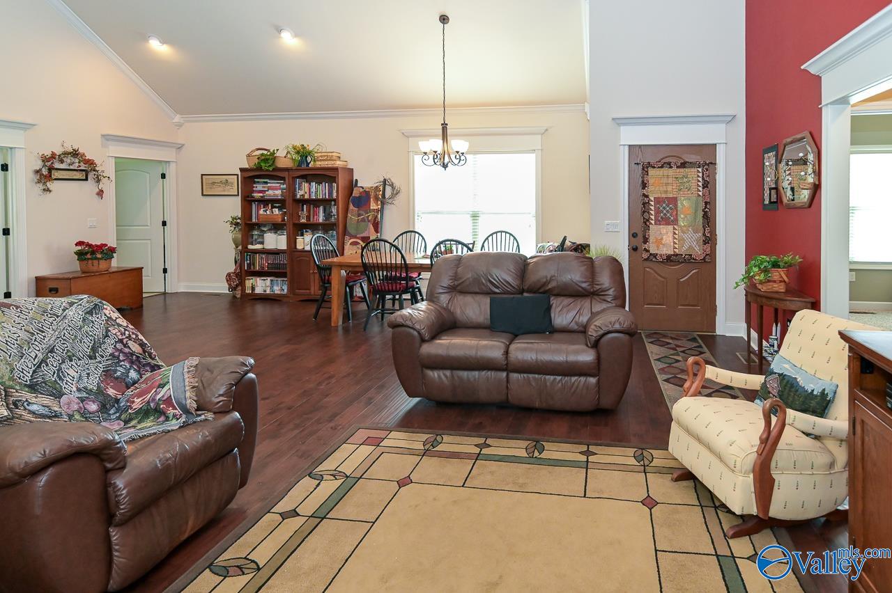 11200 Kelly Road