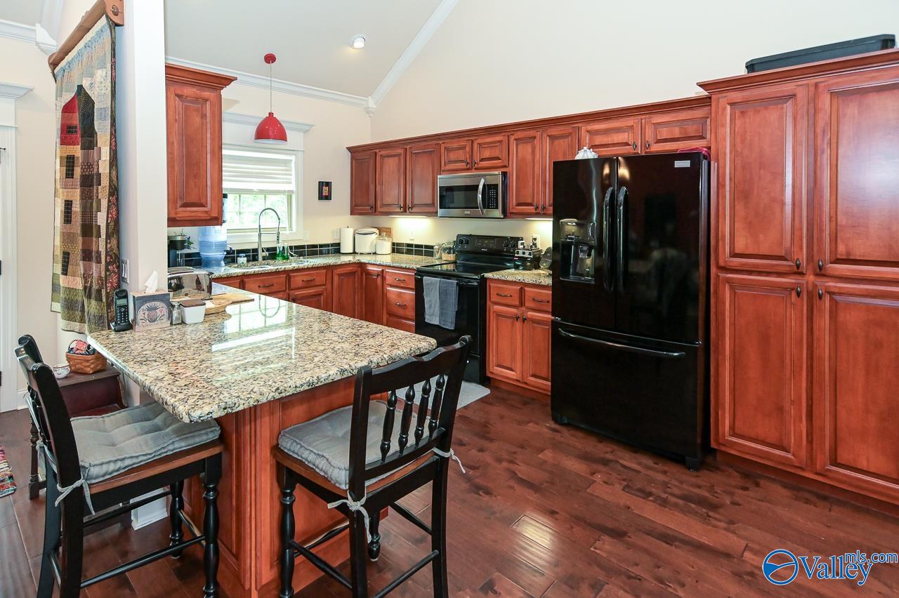 11200 Kelly Road