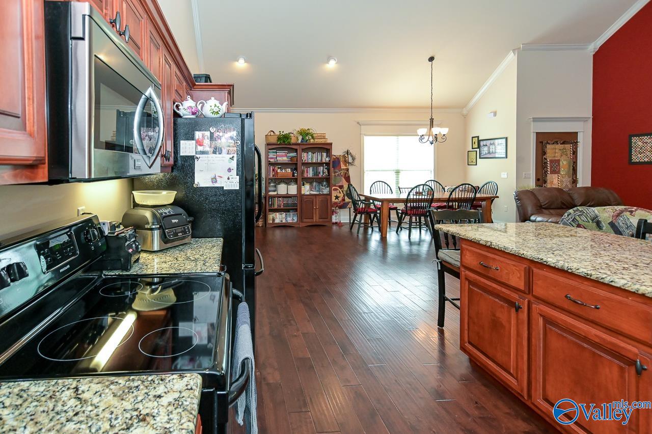 11200 Kelly Road