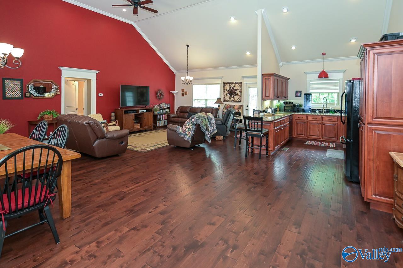 11200 Kelly Road