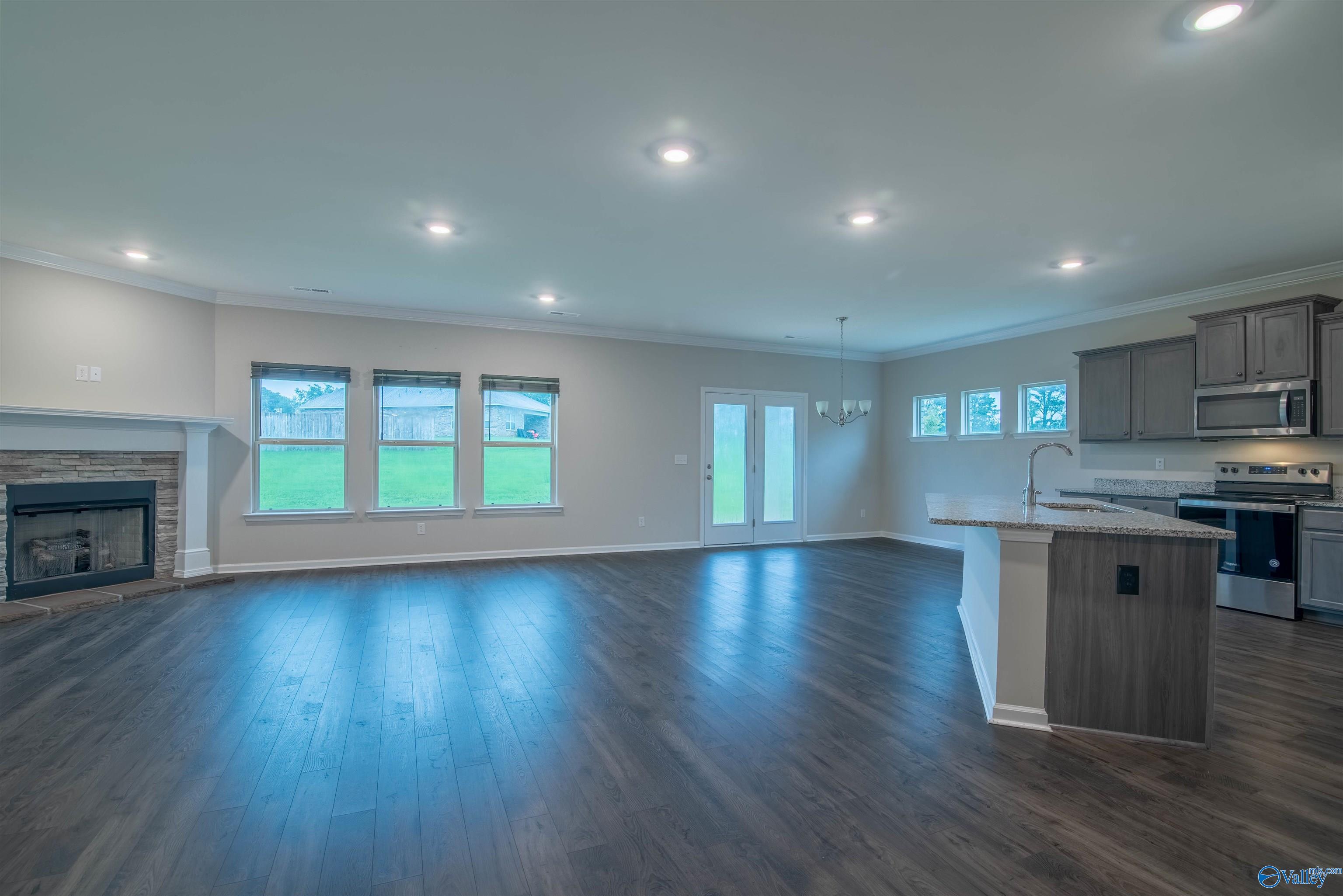 13892 Lannister Lane