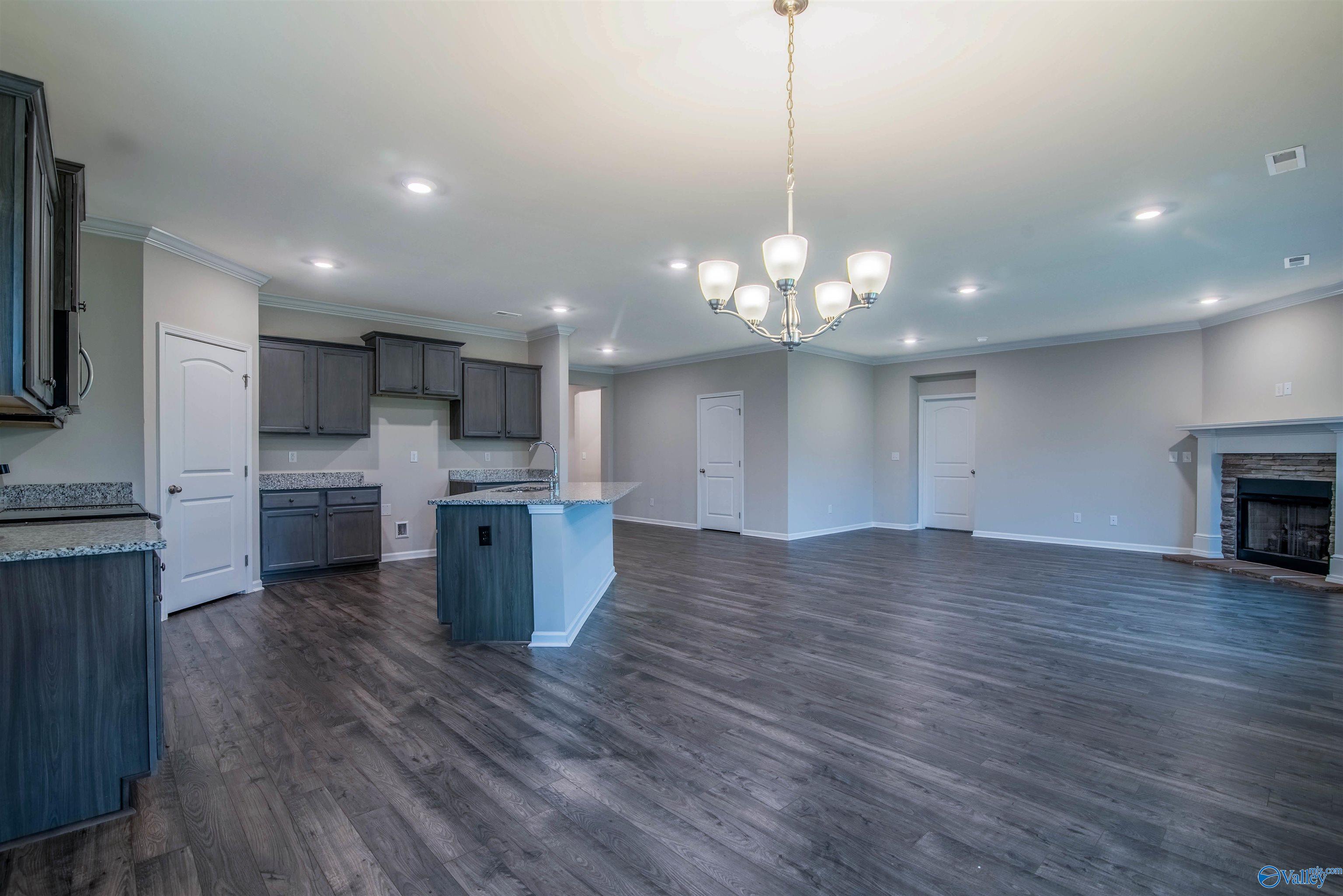 13892 Lannister Lane