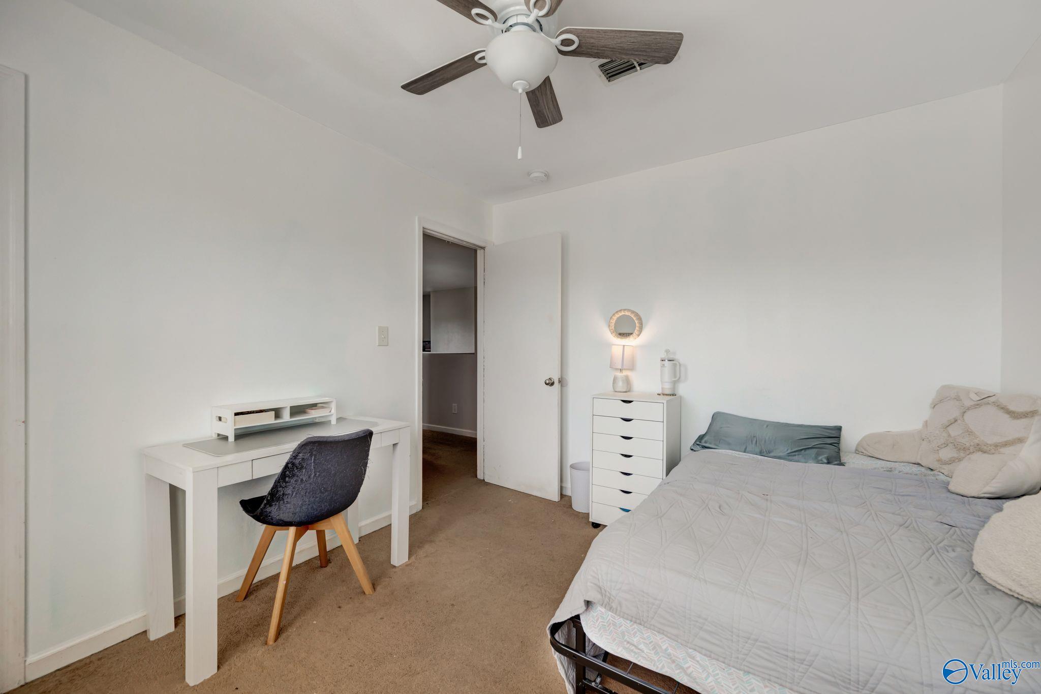 3130 Lakeland Drive