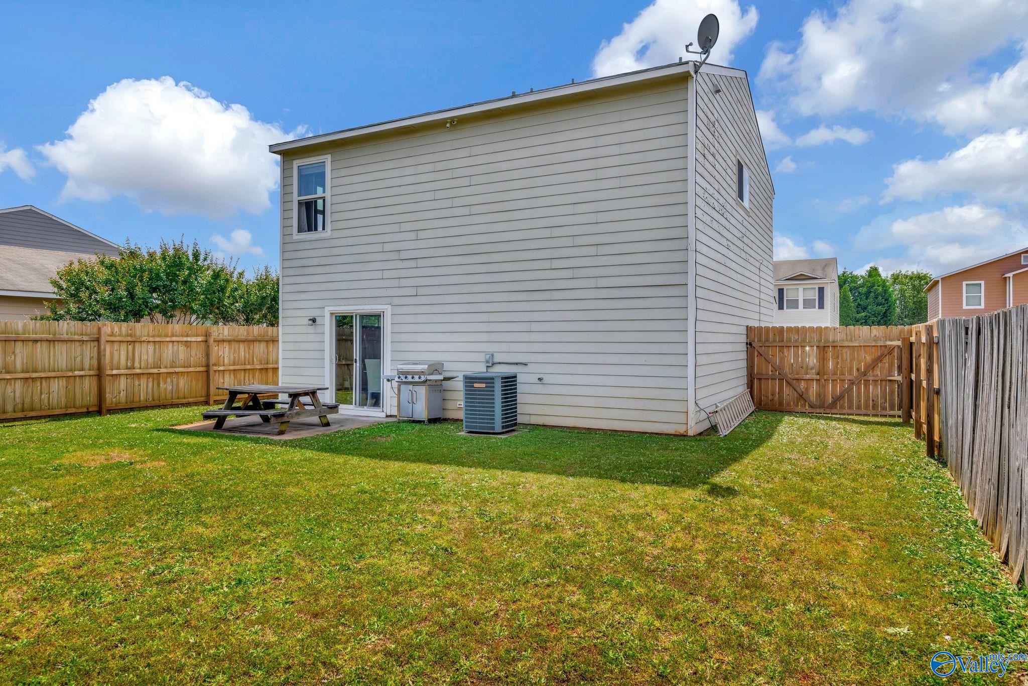 3130 Lakeland Drive