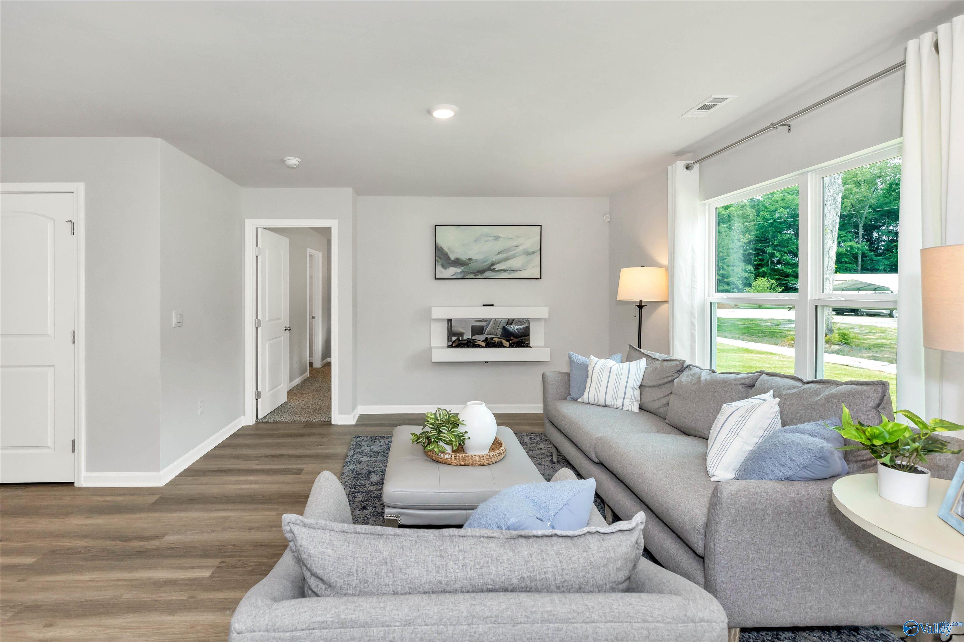 10002 Anders Way