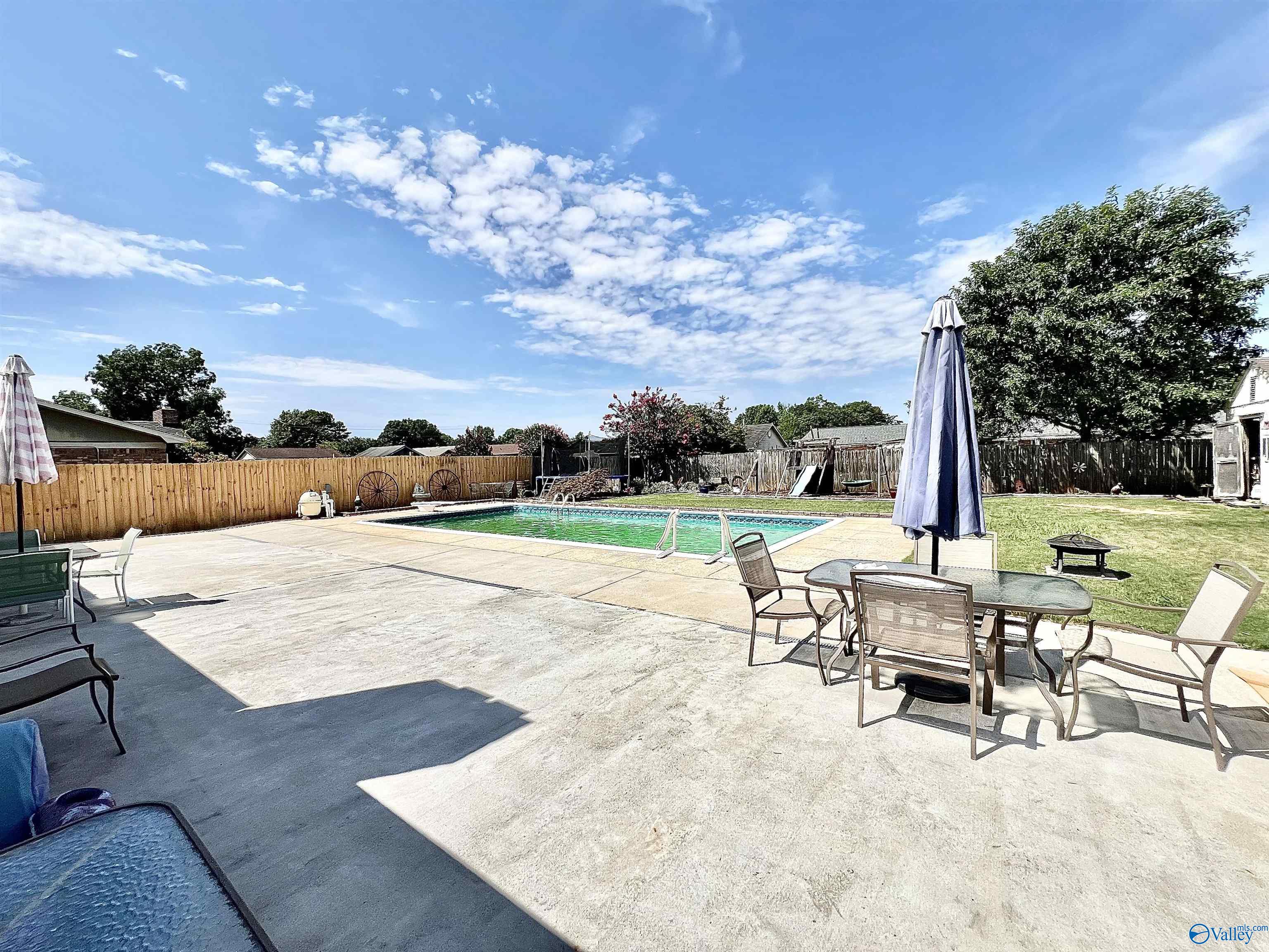 1931 Dresden Drive SW