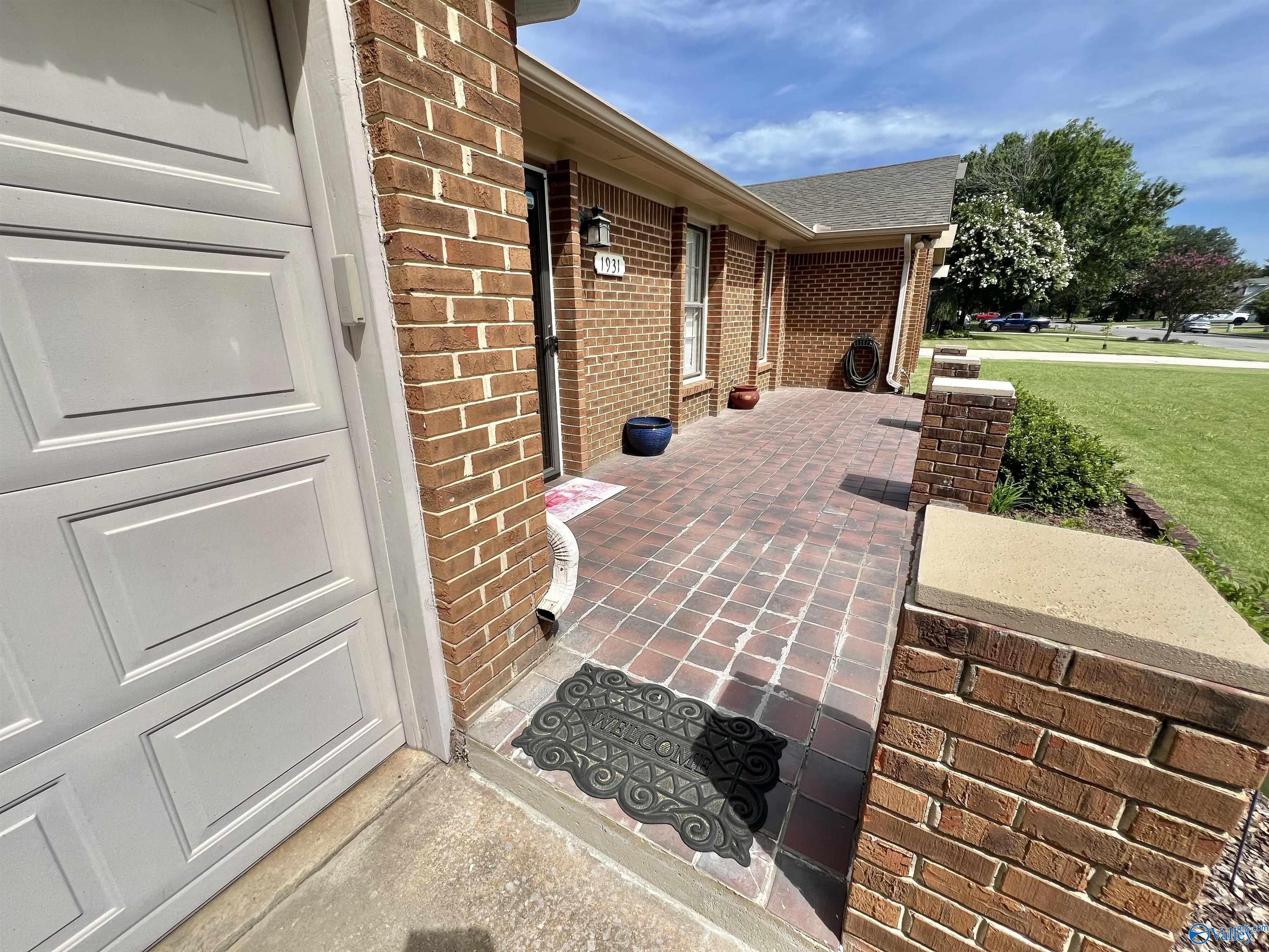 1931 Dresden Drive SW