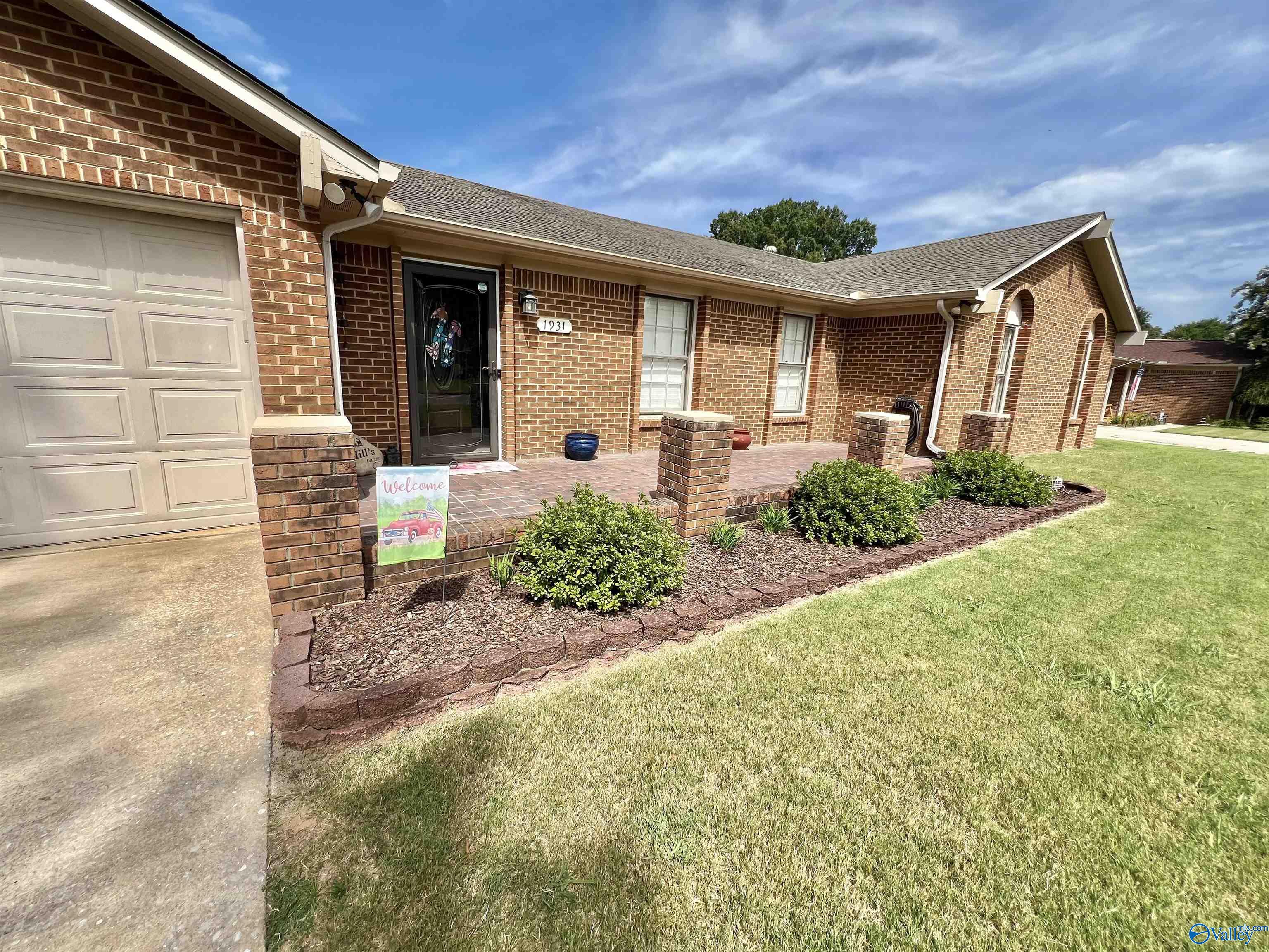 1931 Dresden Drive SW