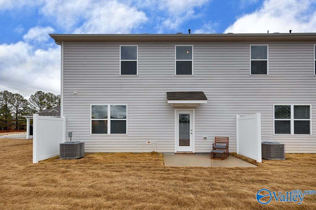 140 Maple Spring Trail
