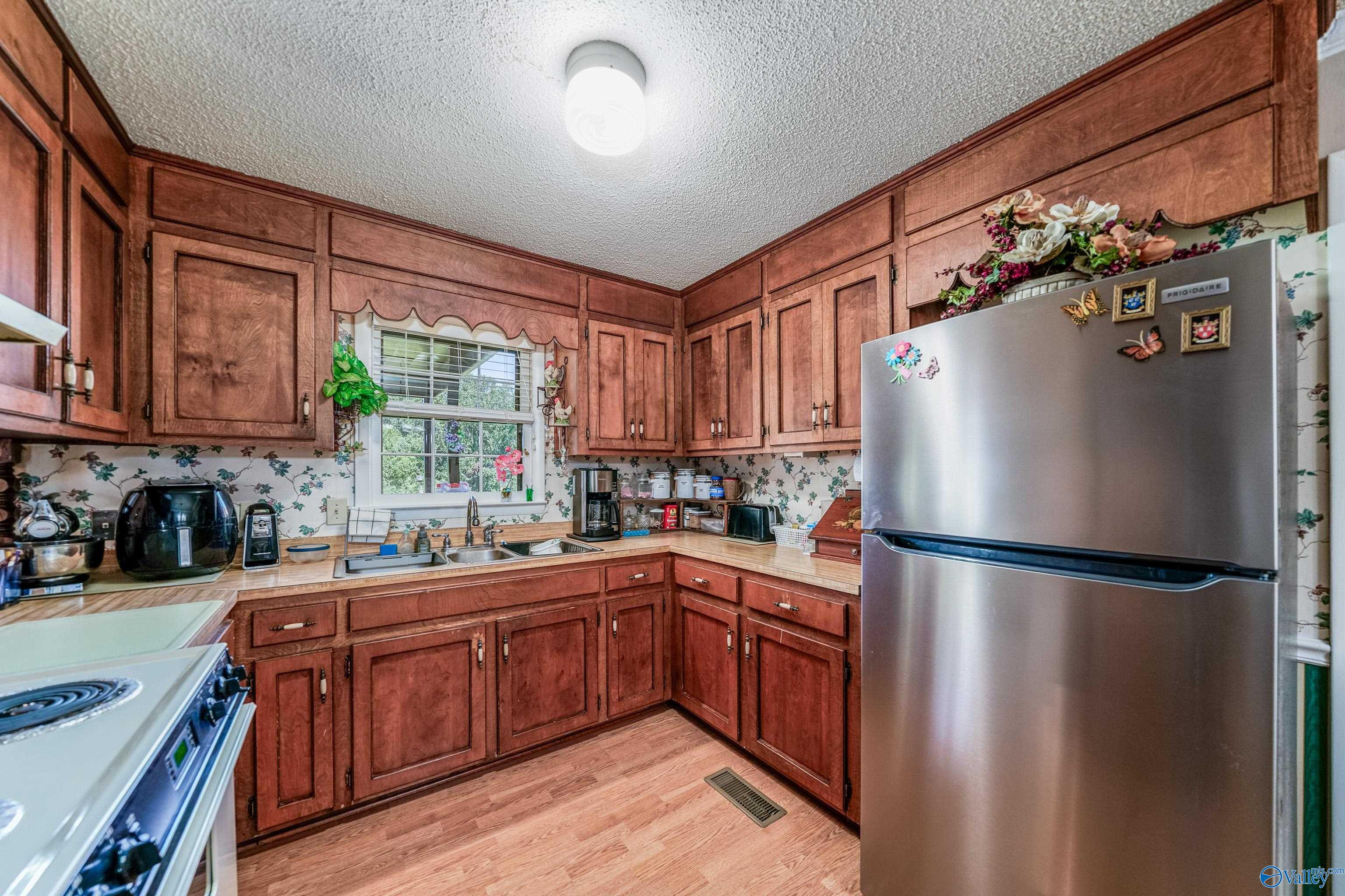 3817 Jeff Road