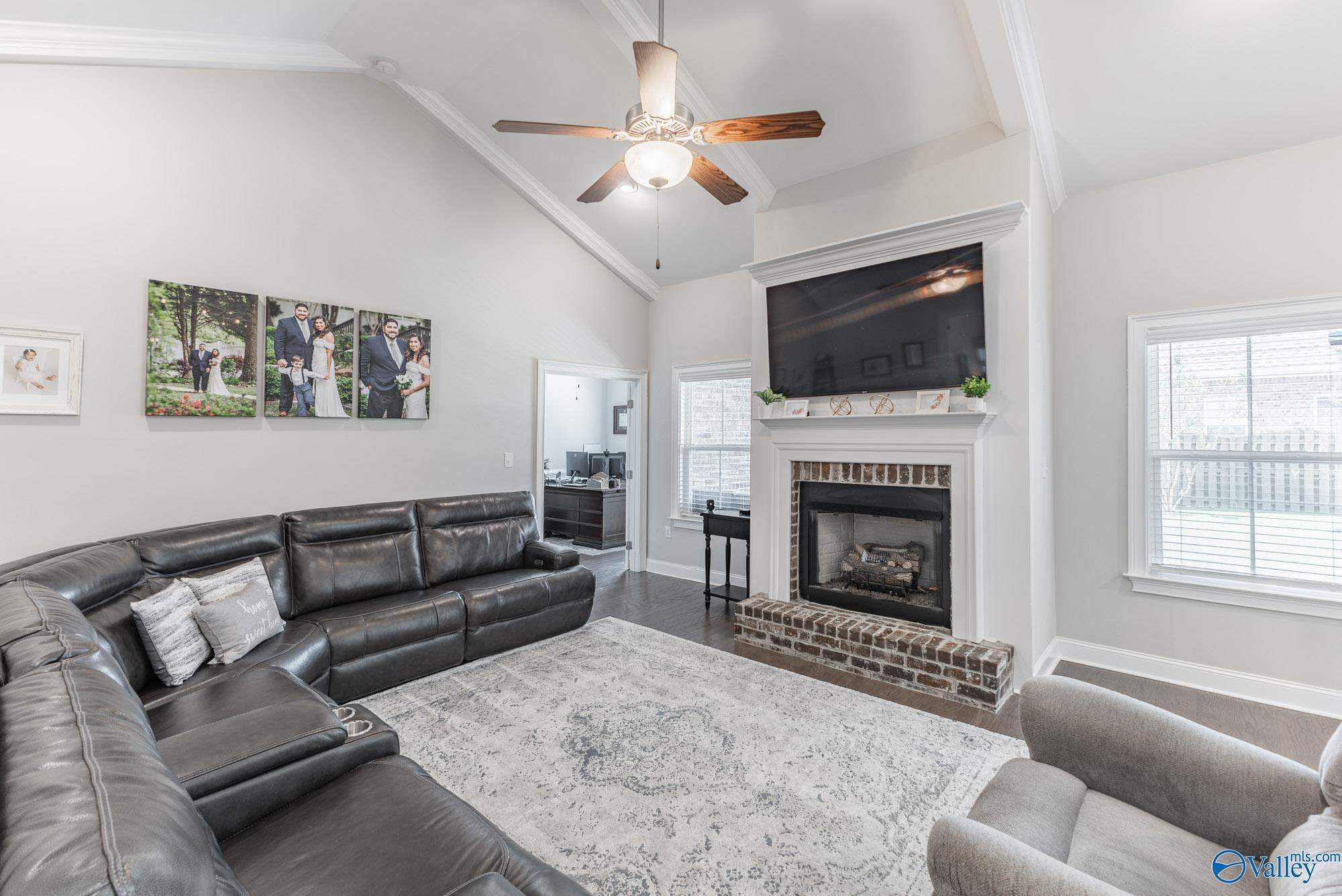 119 Pintail Pointe Circle