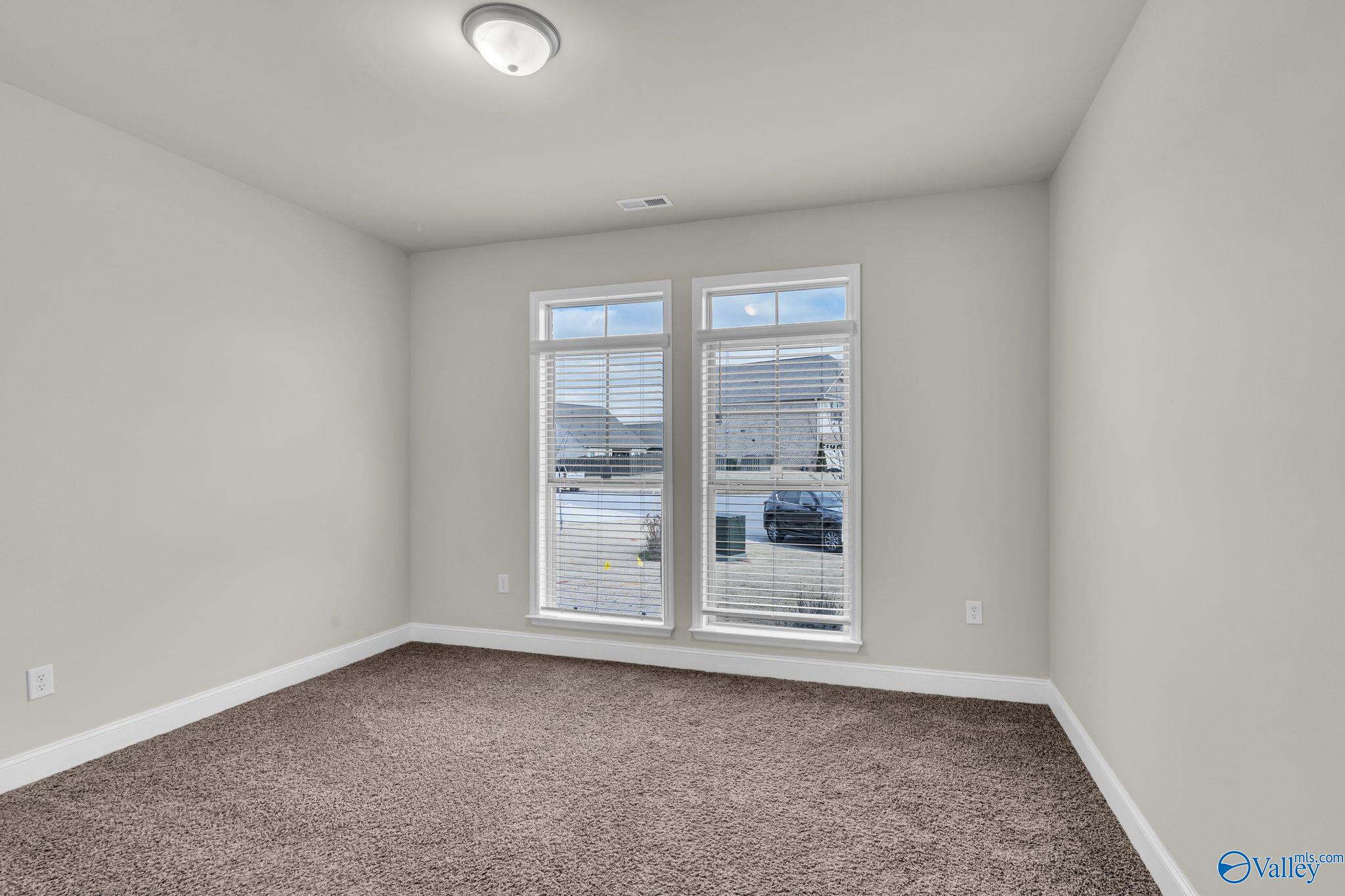8785 NW Segers Trail Loop