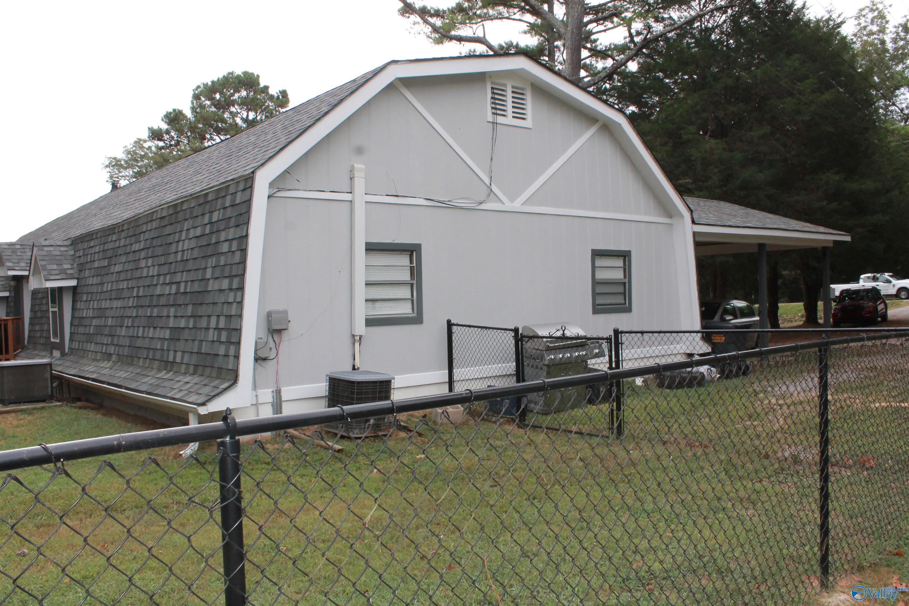 2017 East Main Street