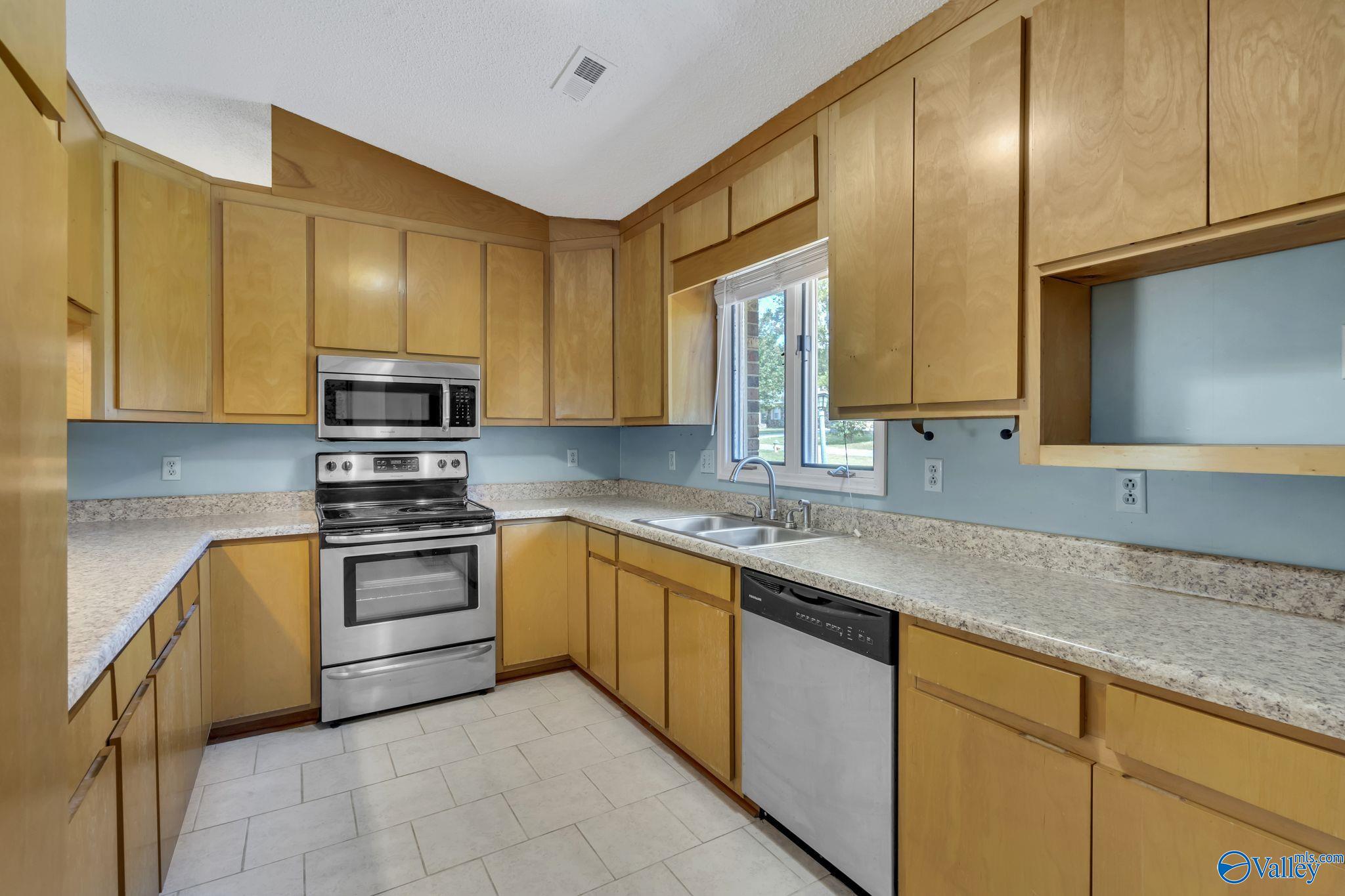 6103 Edwin Jones Drive