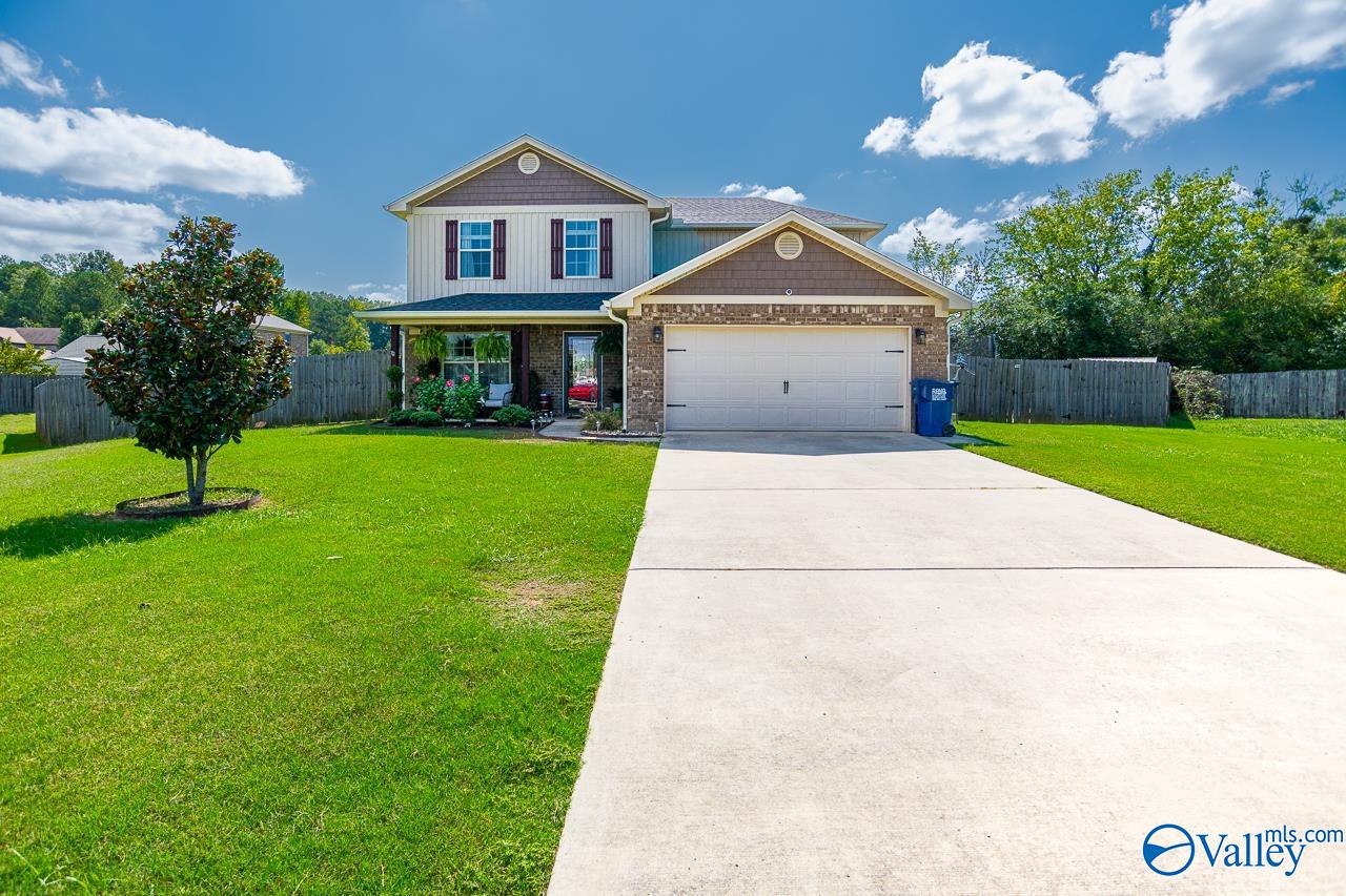 113 Hunter Way