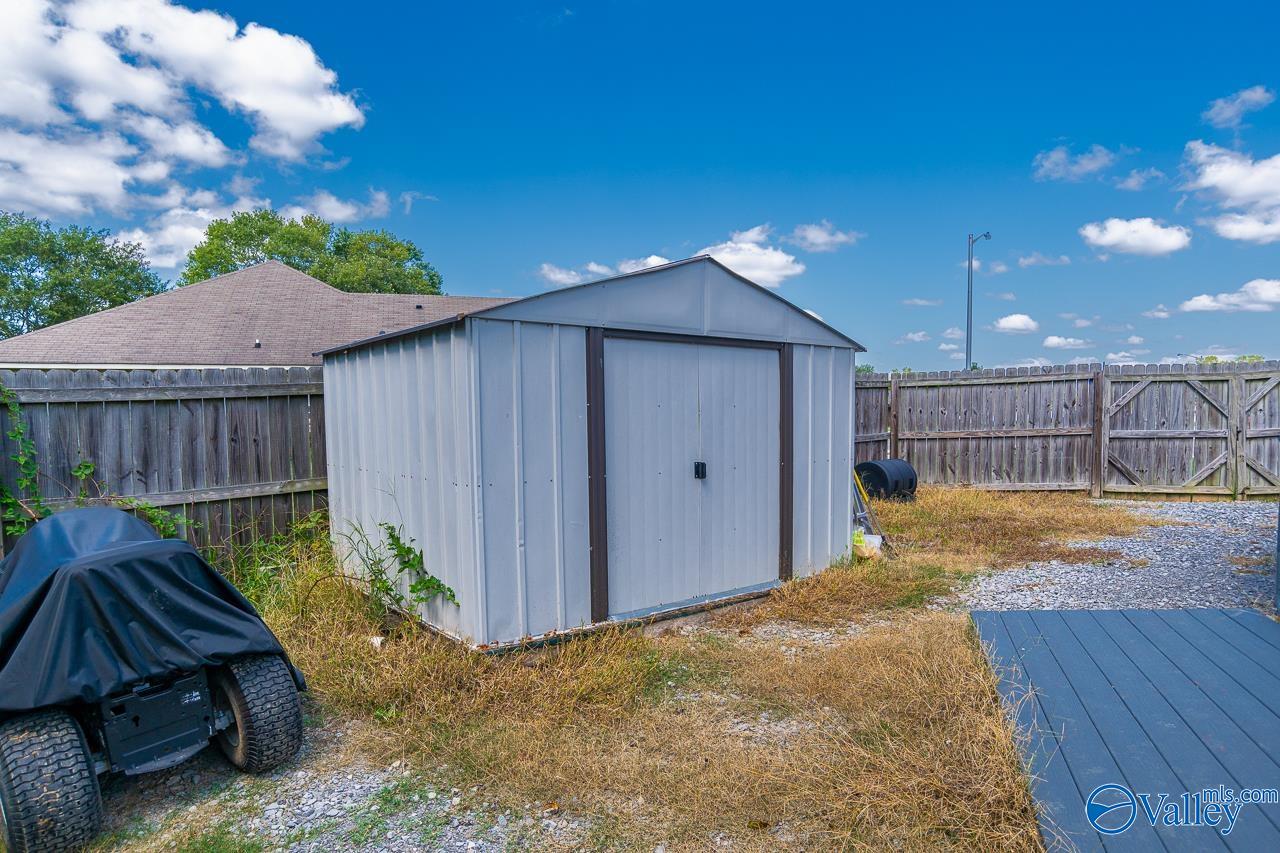 113 Hunter Way