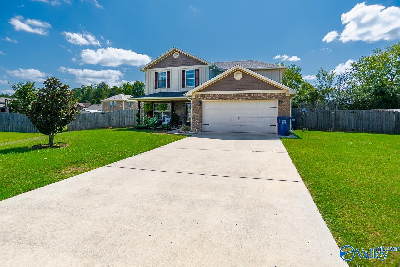 113 Hunter Way