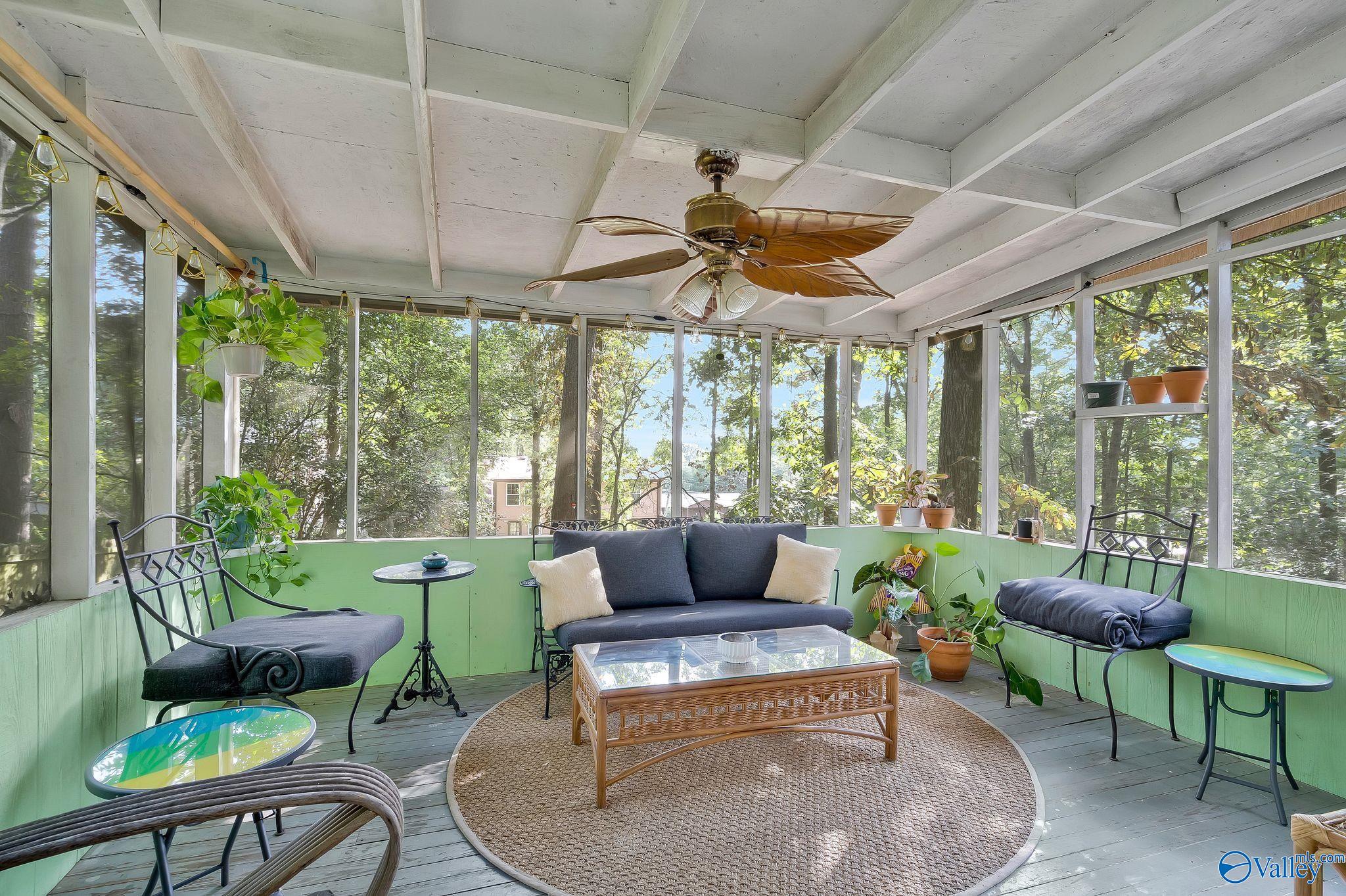 2610 Lancelot Drive