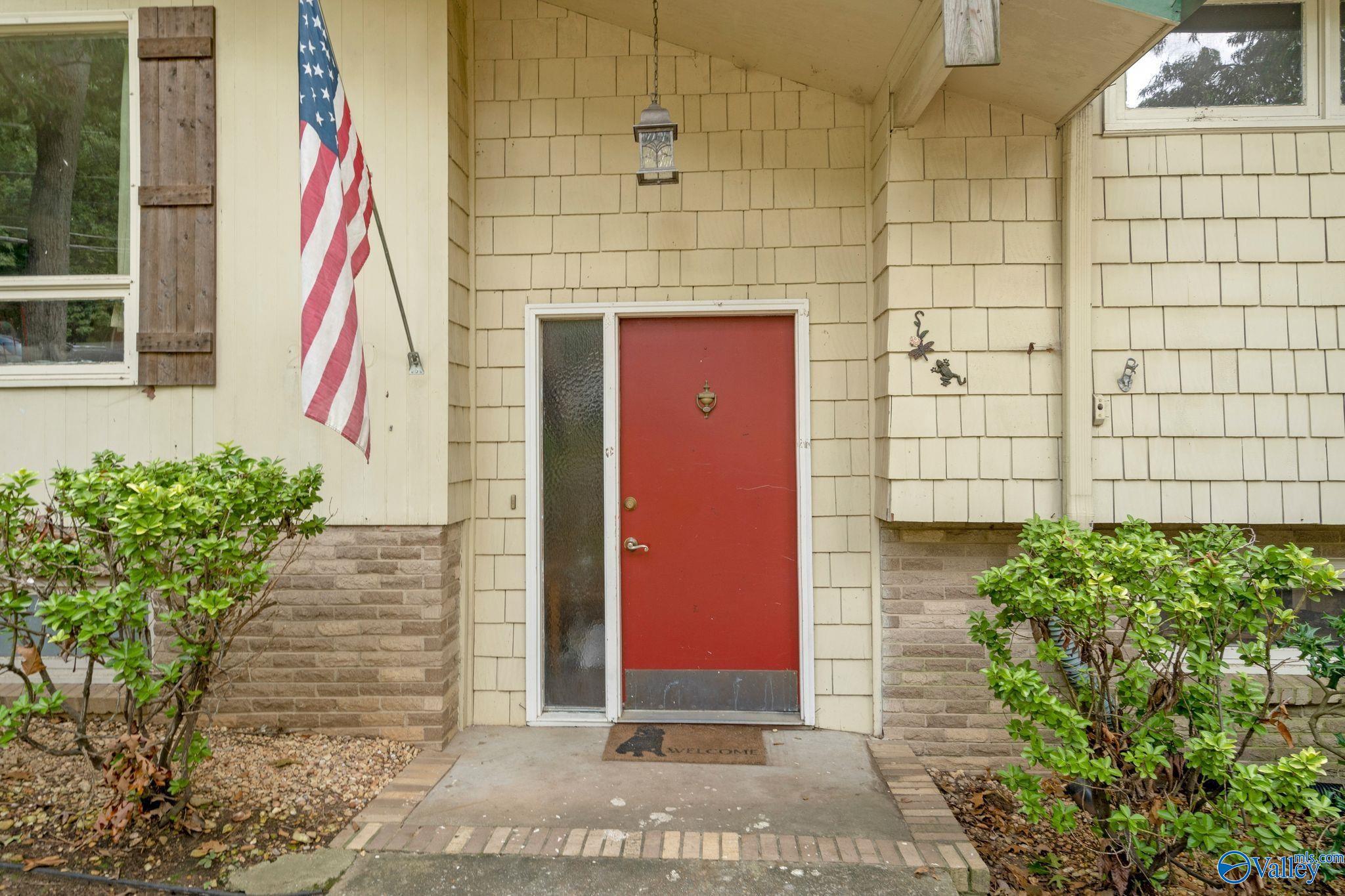 2610 Lancelot Drive