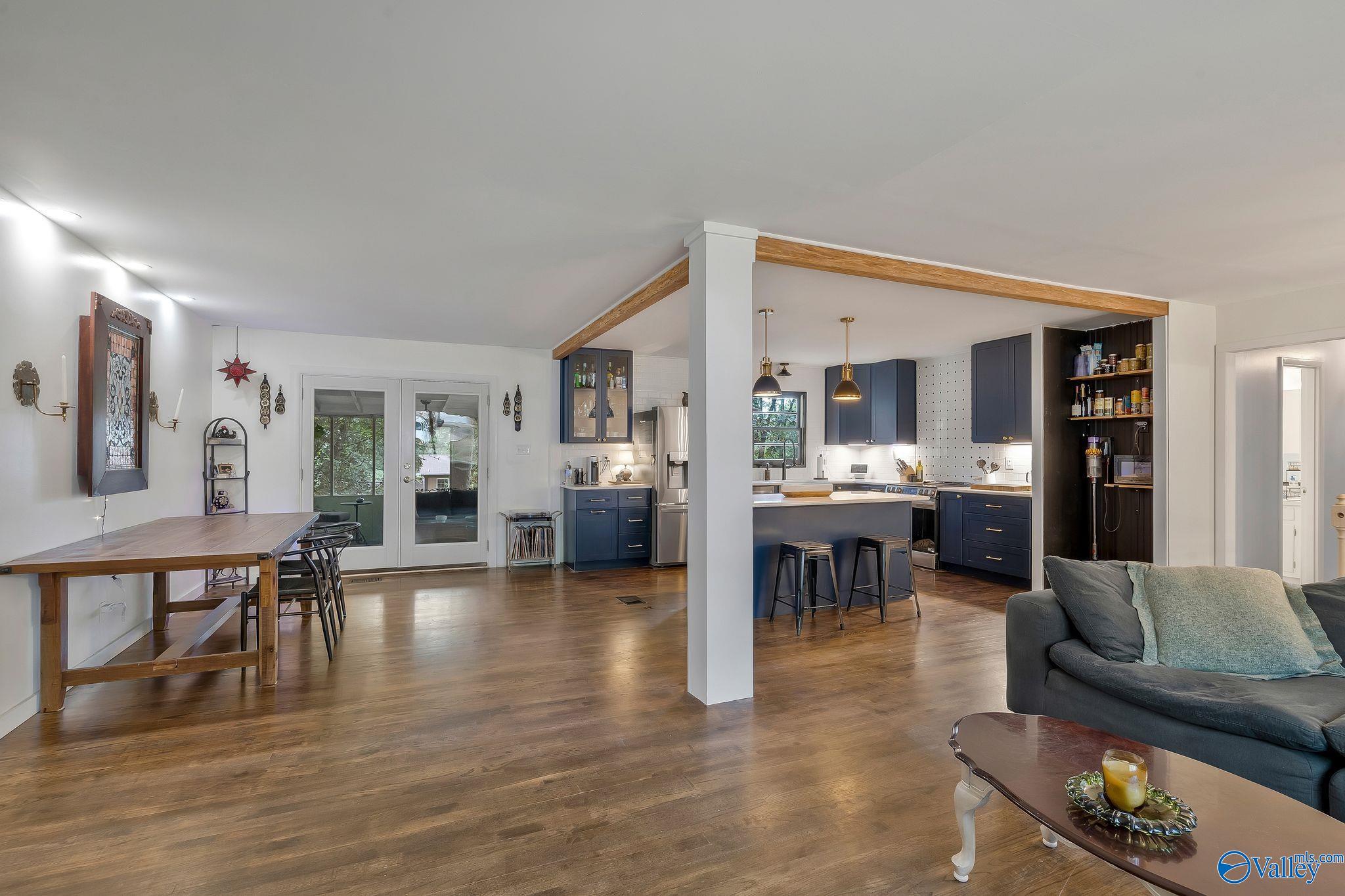 2610 Lancelot Drive