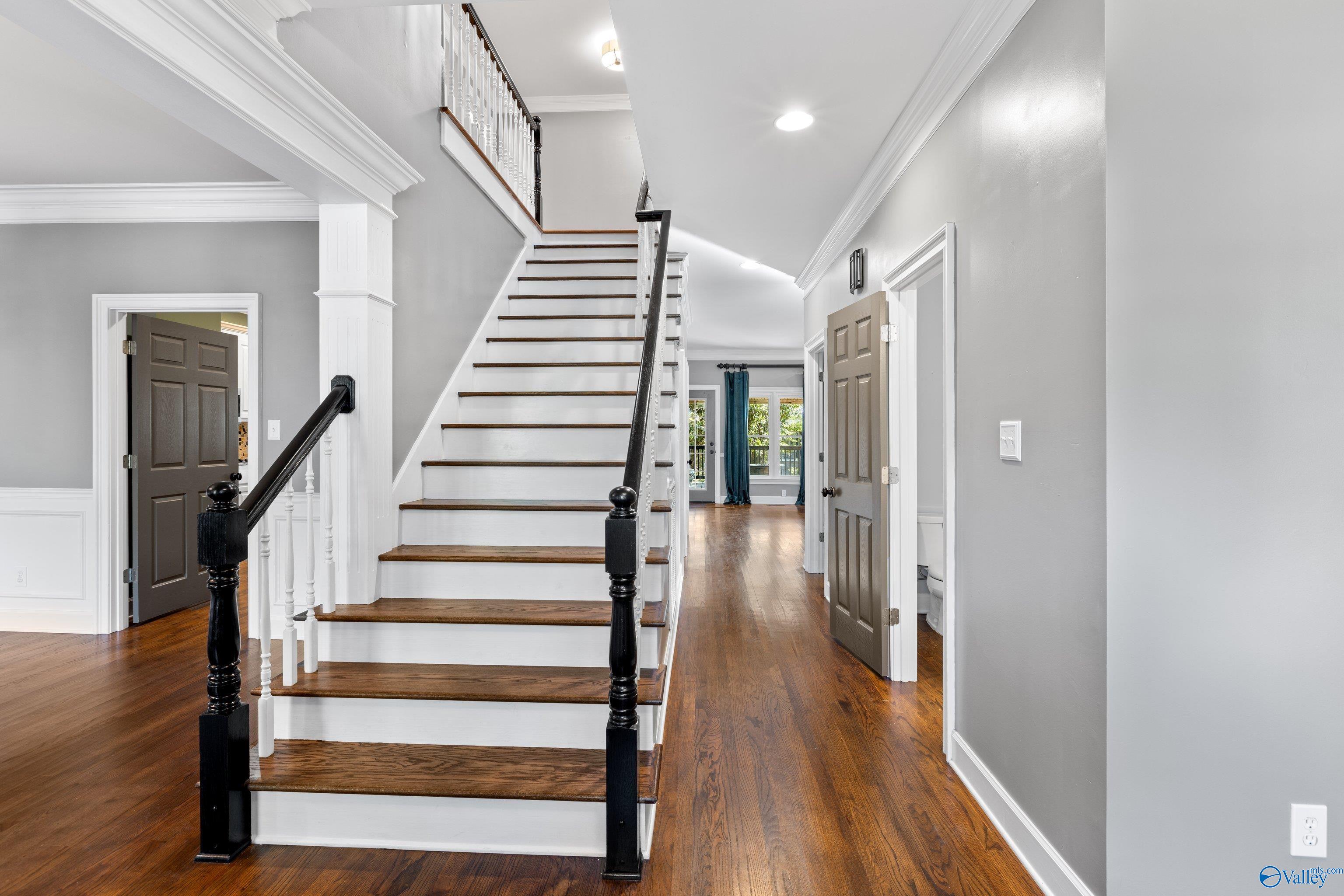 2896 Hampton Cove Way SE