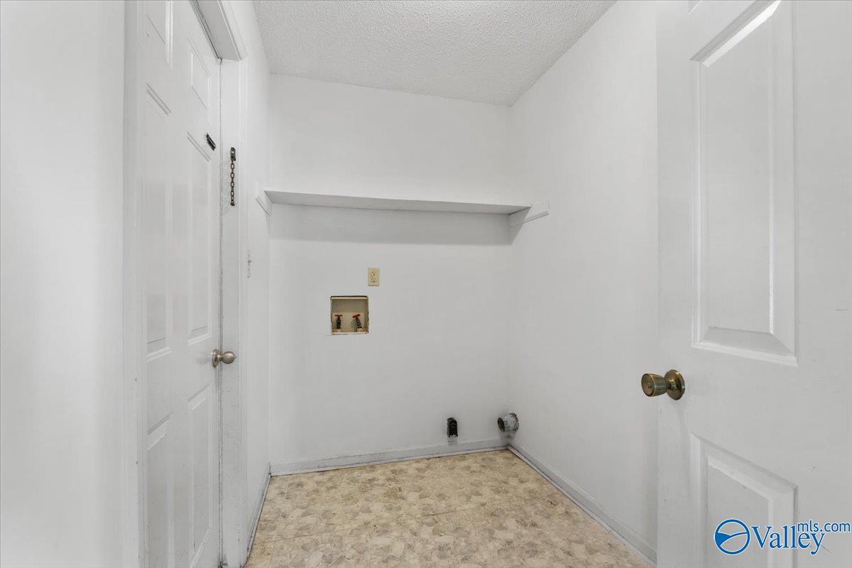1209 Teenajo Drive