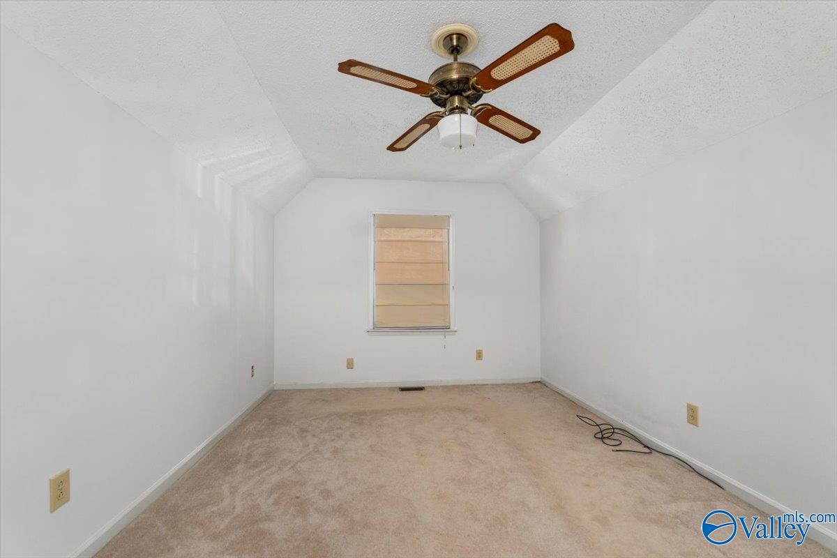 1209 Teenajo Drive
