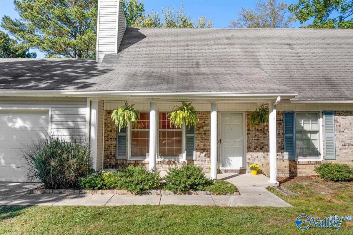 1209 Teenajo Drive