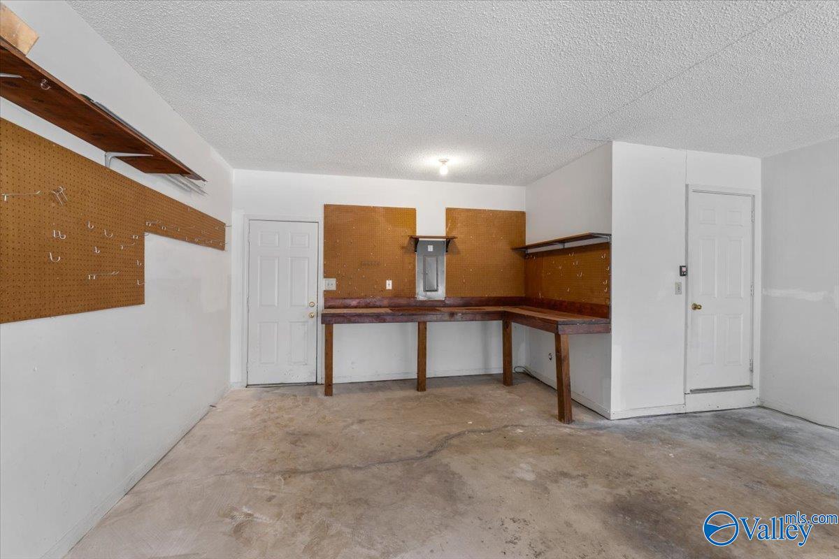 1209 Teenajo Drive