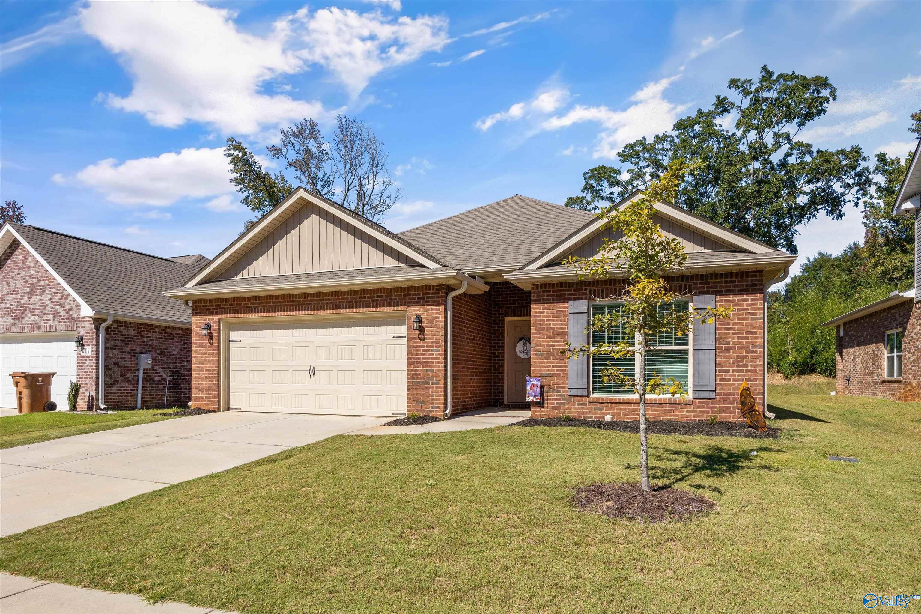 705 Magnolia Place Lane SW