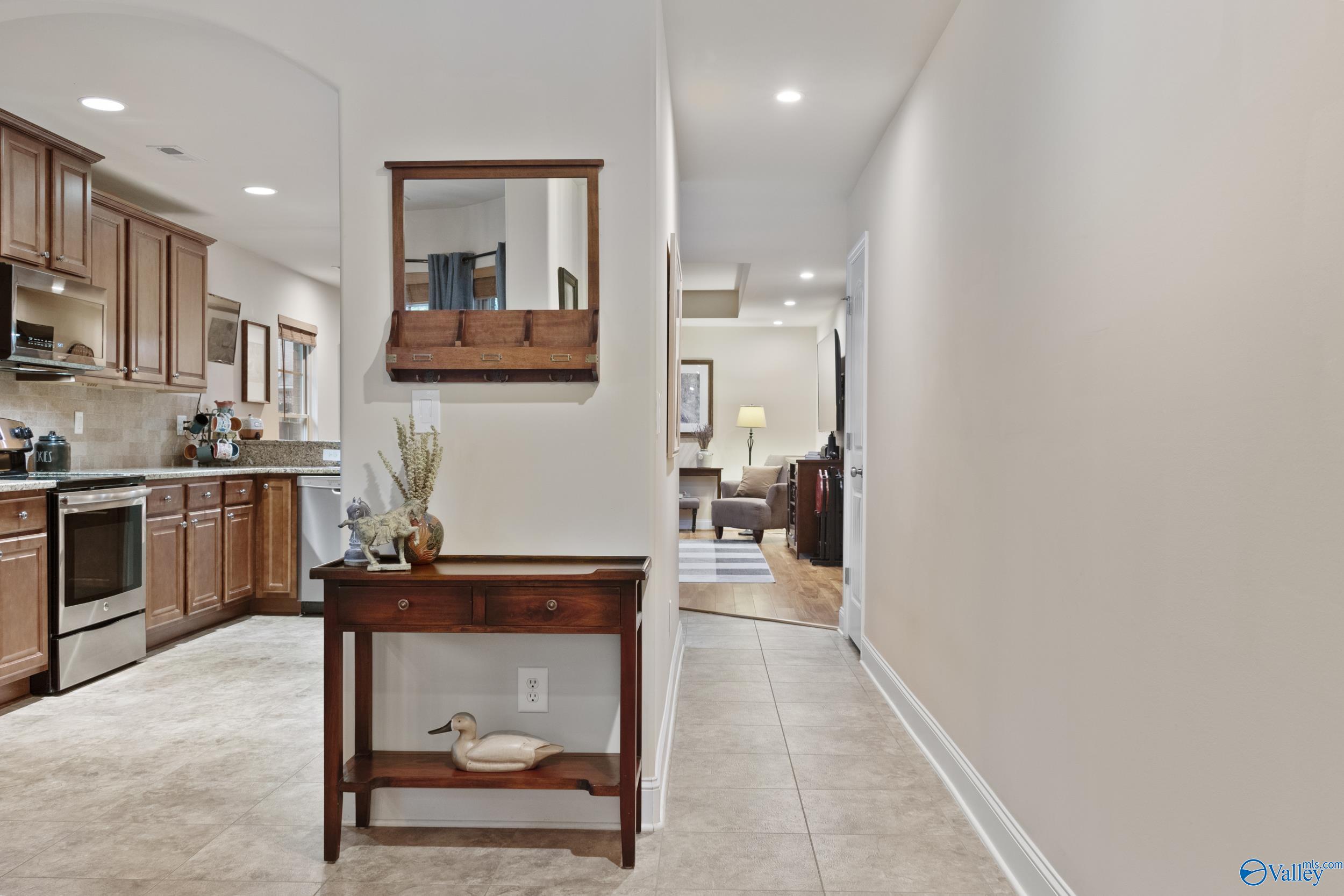 606 Cove Water Lane