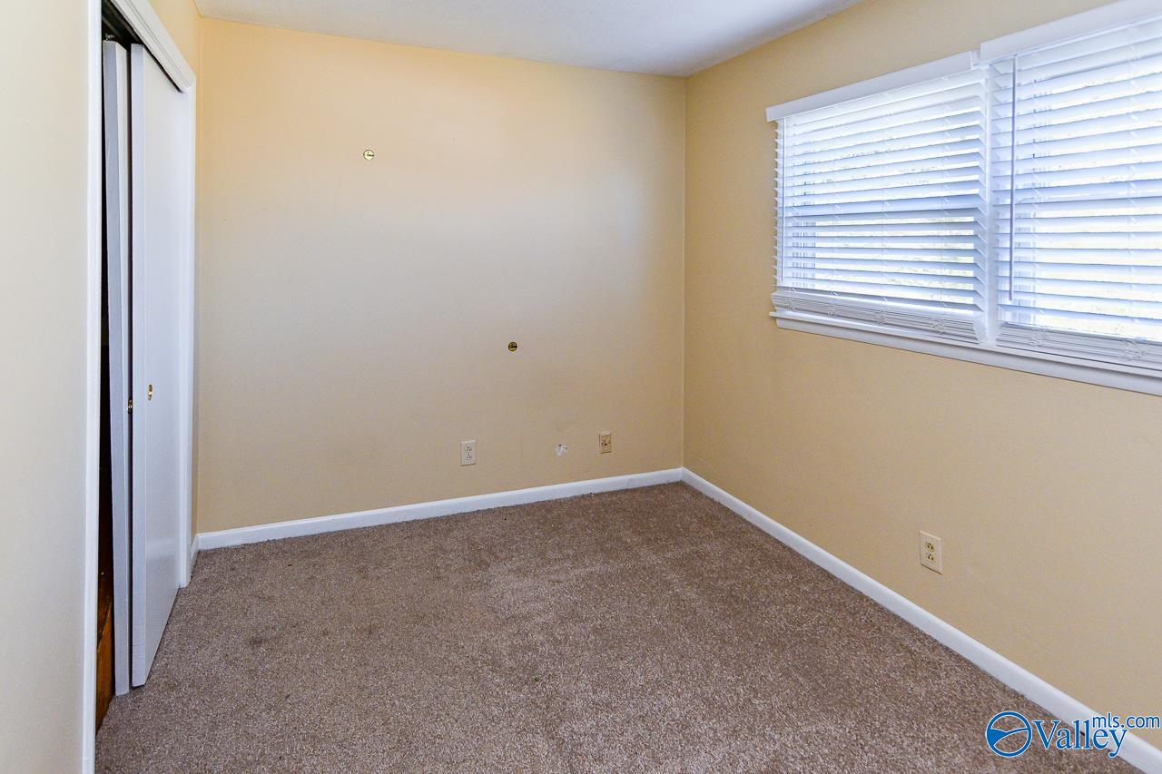 4018 Knollbrook Drive