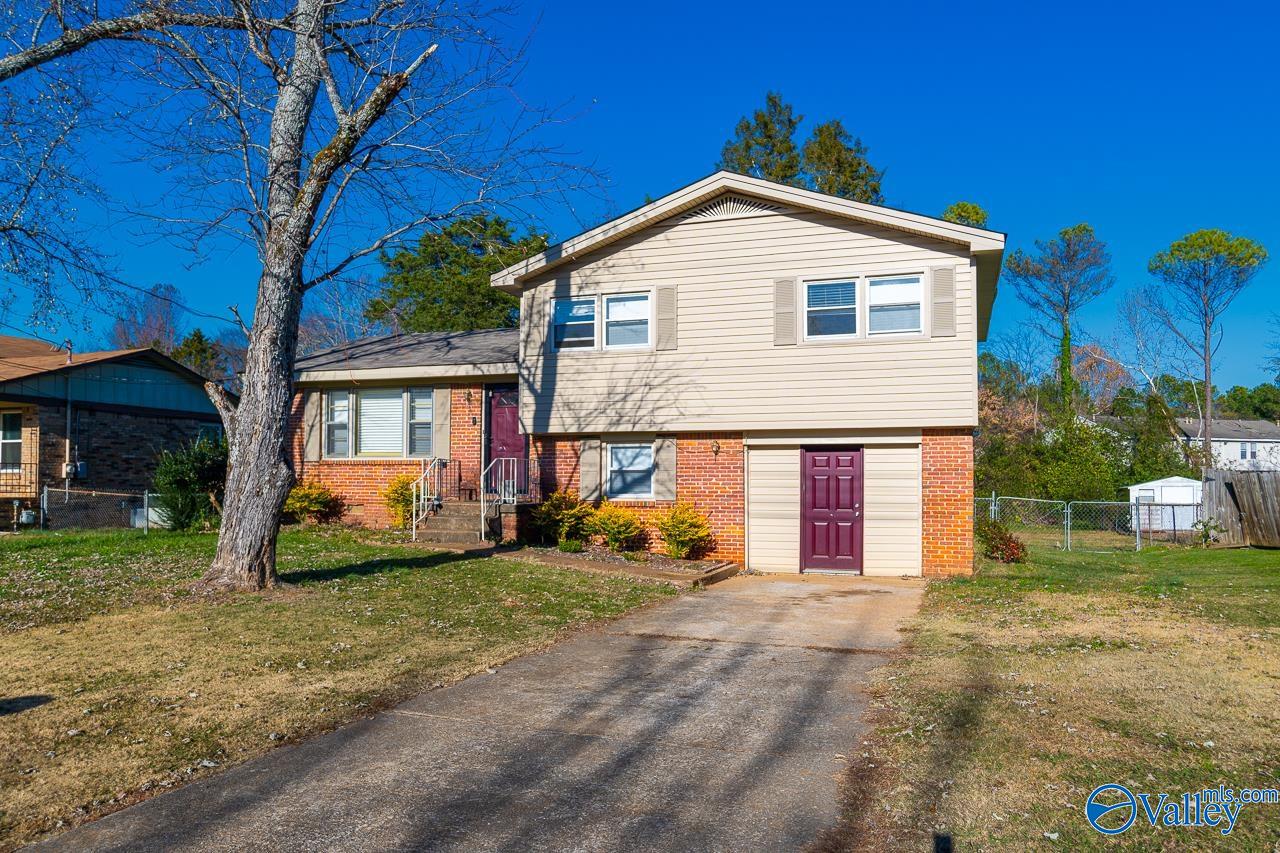 4018 Knollbrook Drive